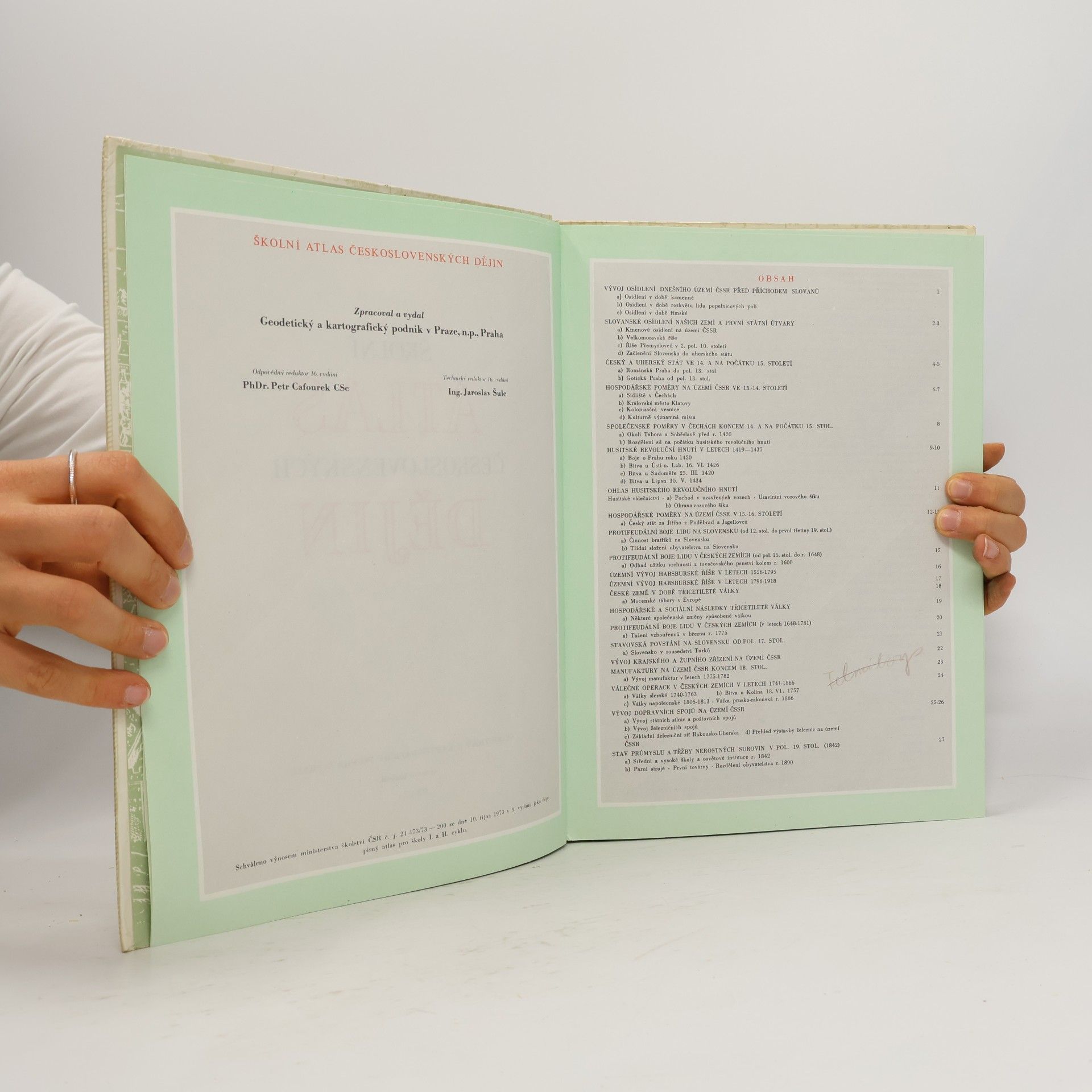 Autorenkollektiv Školní atlas československých dějin