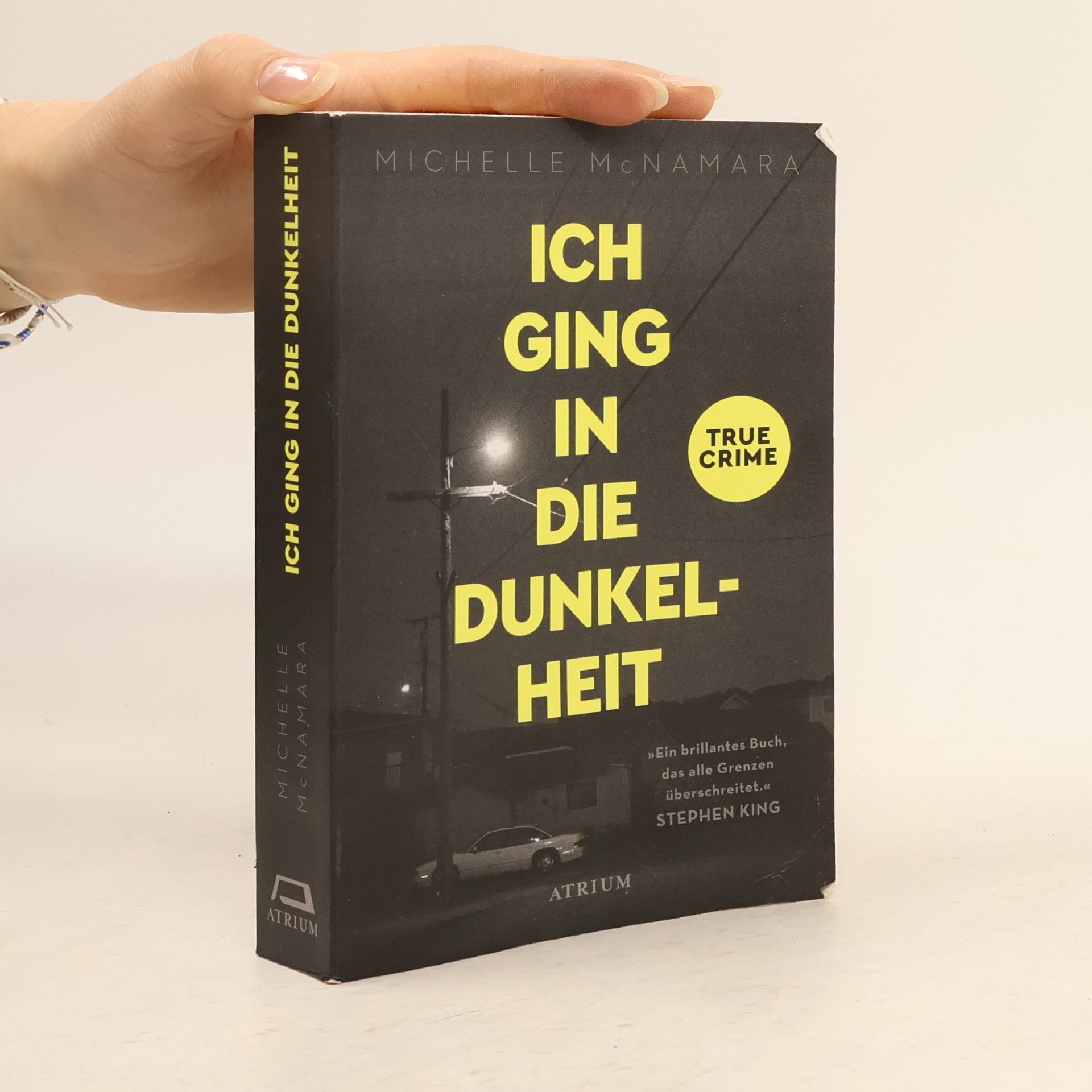 Ich ging in die Dunkelheit