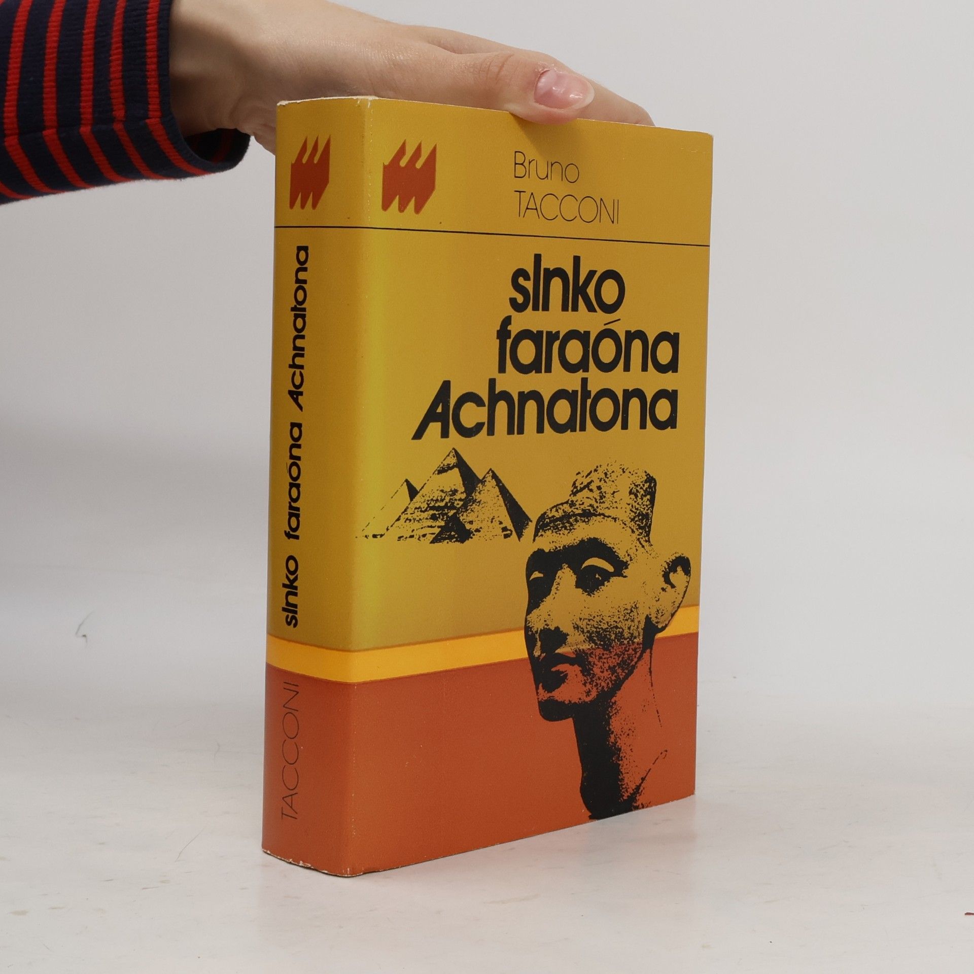 Slnko faraóna Achnatona