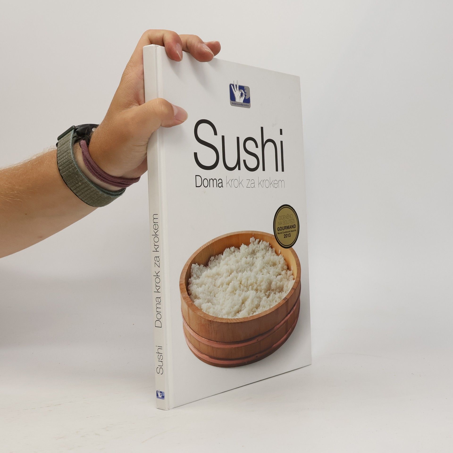 Various authors Sushi : doma krok za krokem