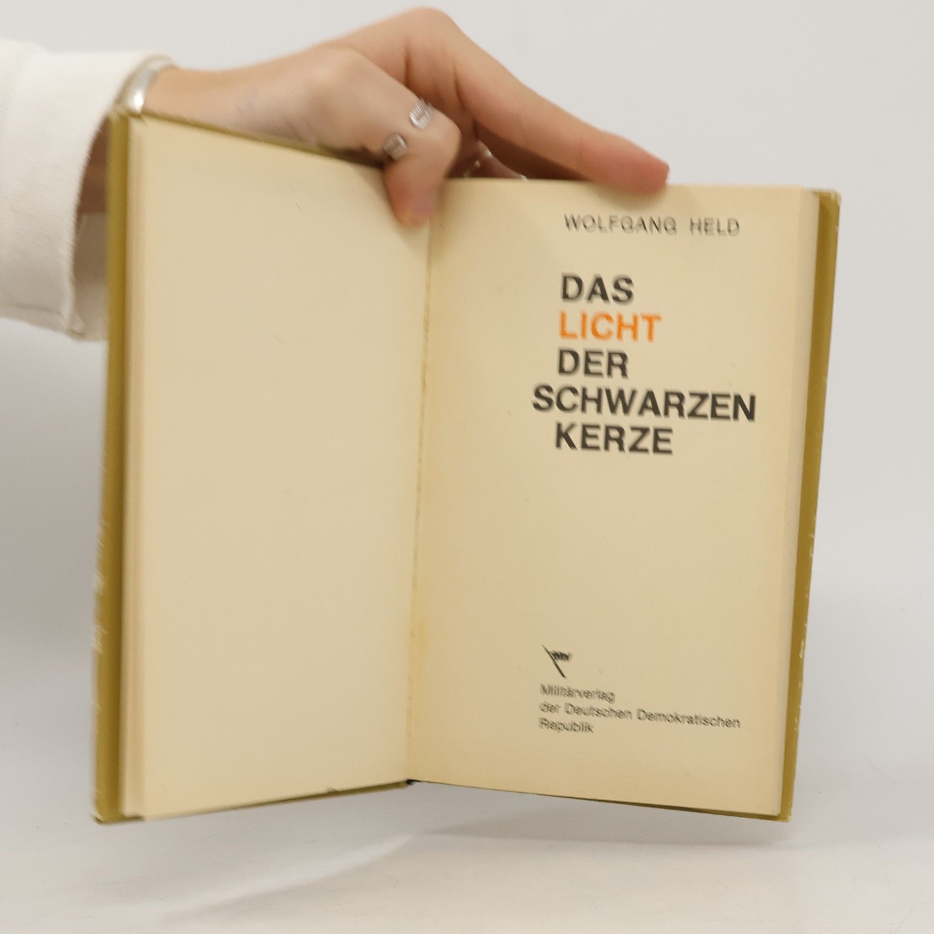Wolfgang Held Das Licht der schwarzen Kerze