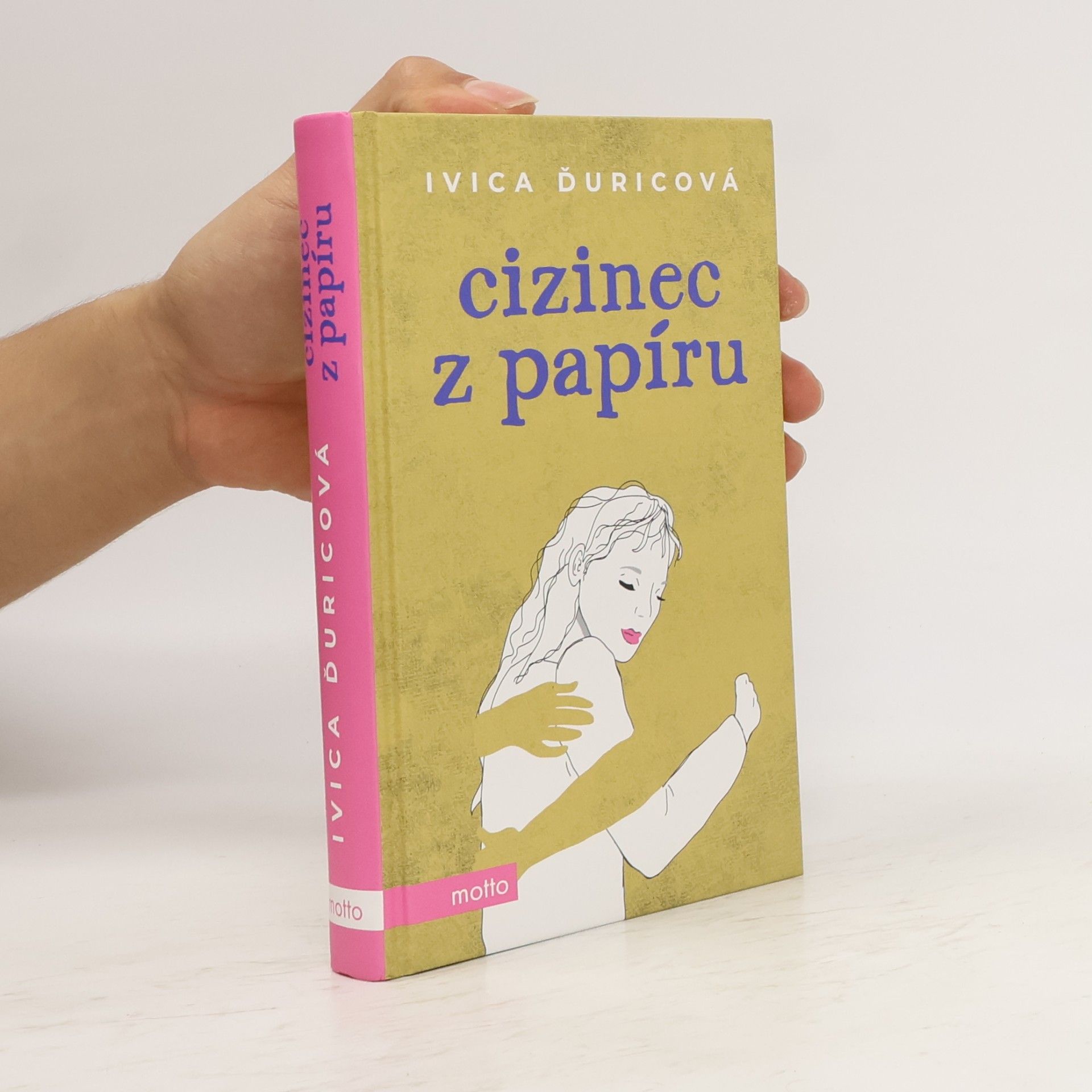 Ivica Ďuricová Cizinec z papíru