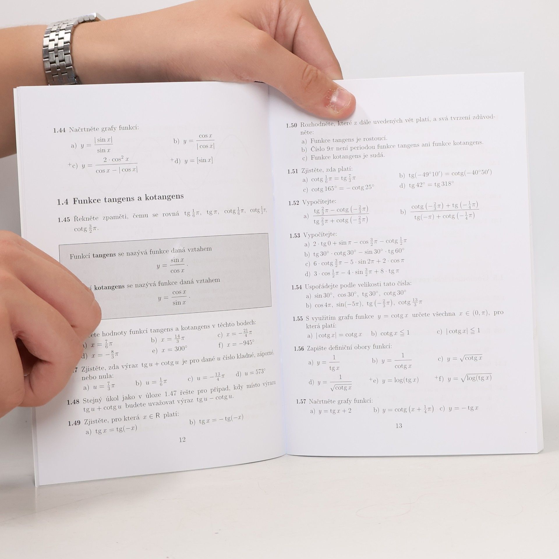 Oldřich Odvárko Sbírka úloh z matematiky pro gymnázia - Goniometrie