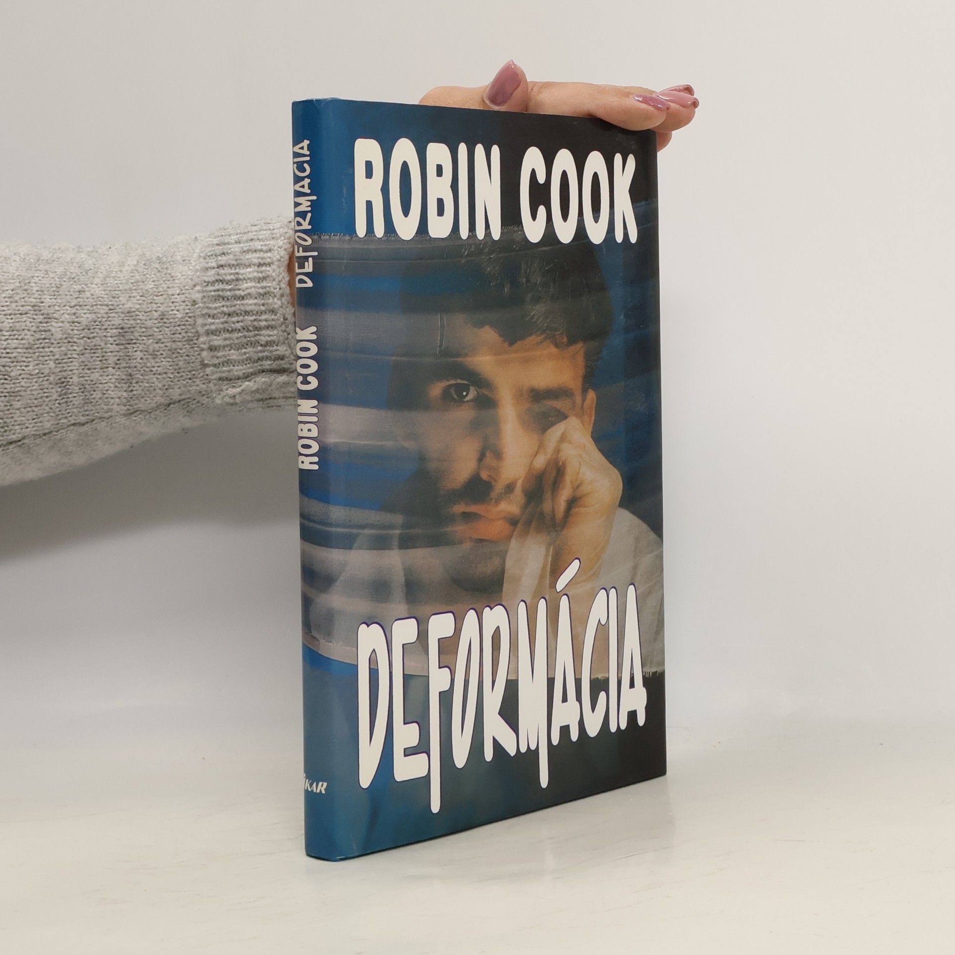 Robin Cook Deformácia
