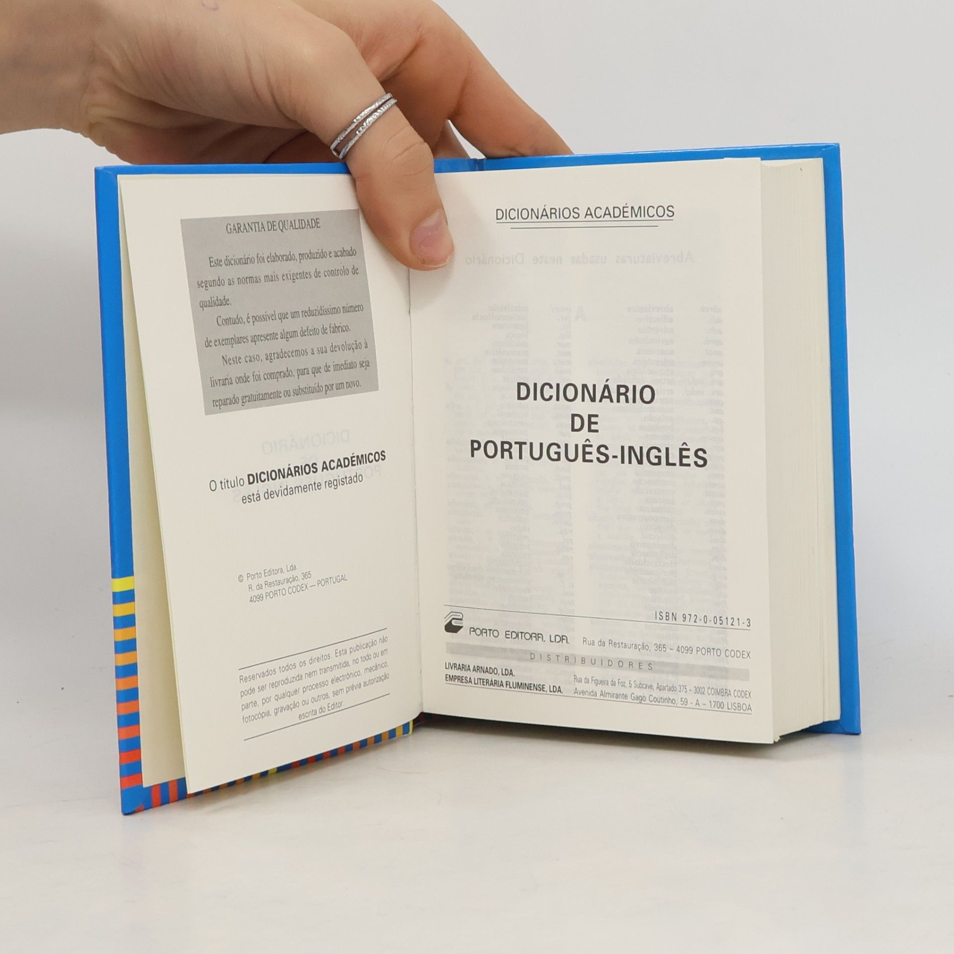 Dicionários Acadêmicos: Dicionário Português-Inglês