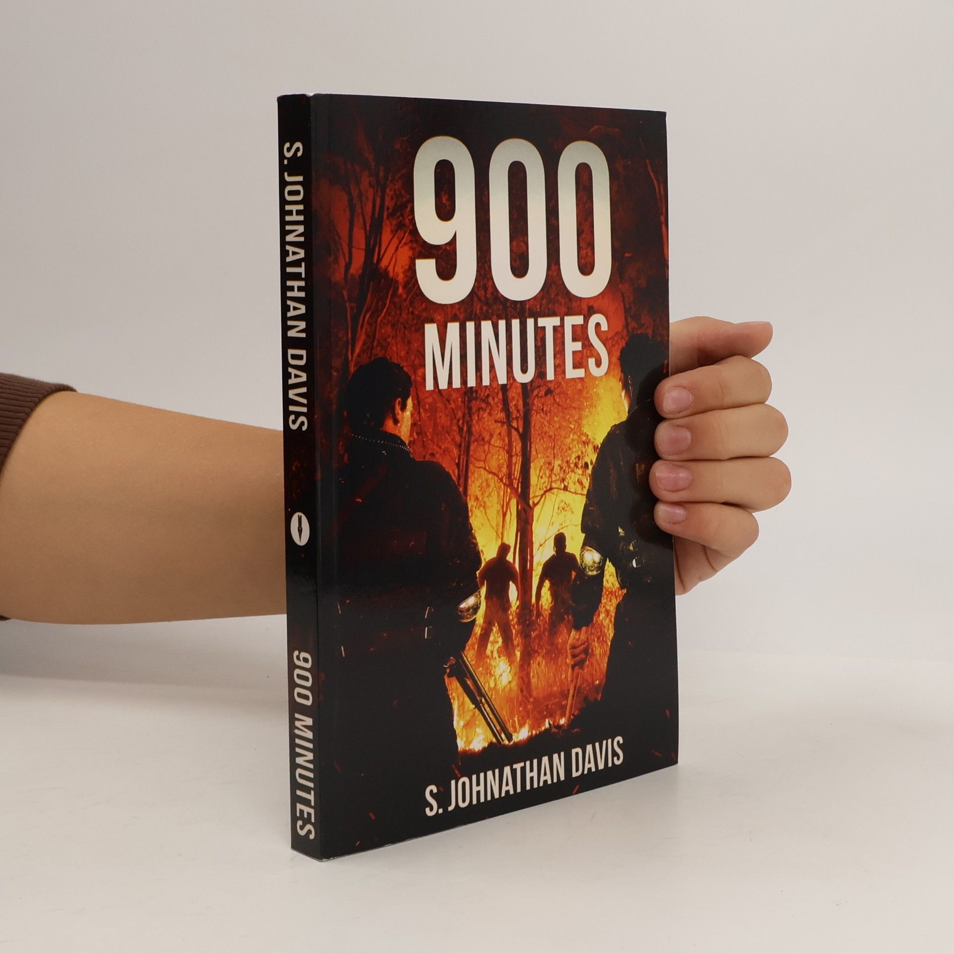 S. Johnathan Davis 900 Minutes