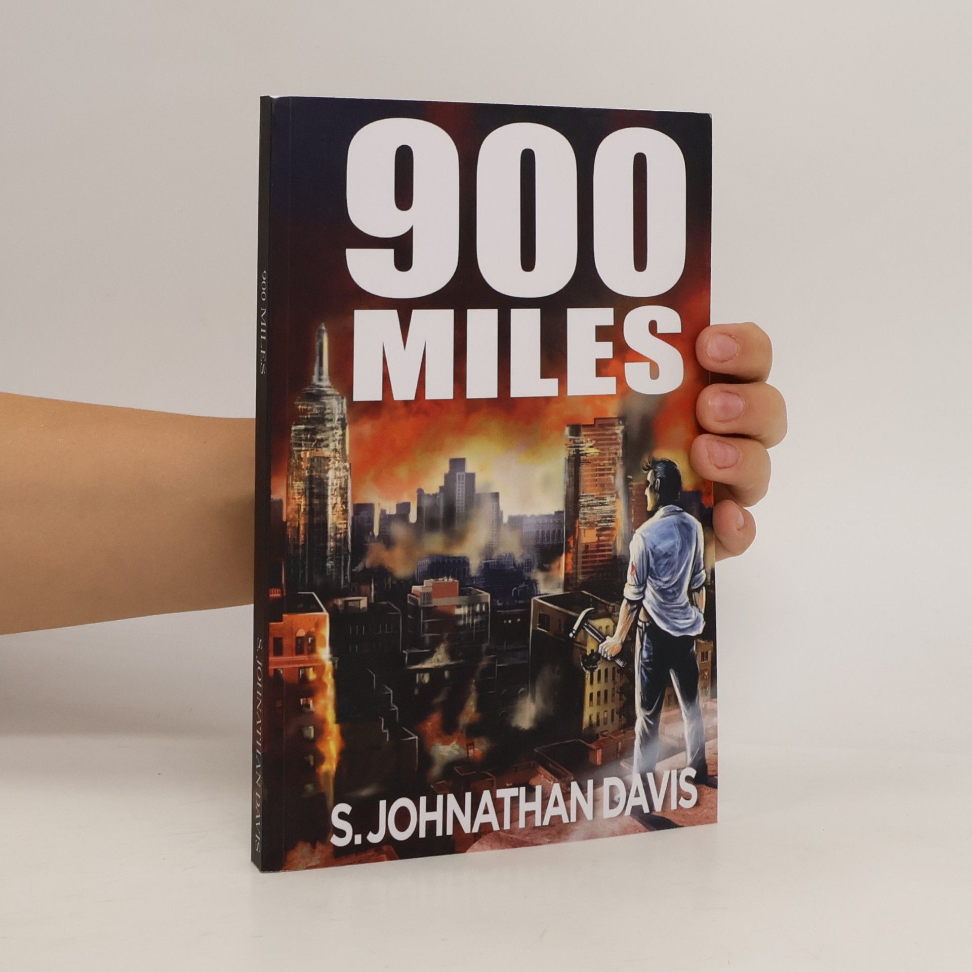 S. Johnathan Davis 900 Miles