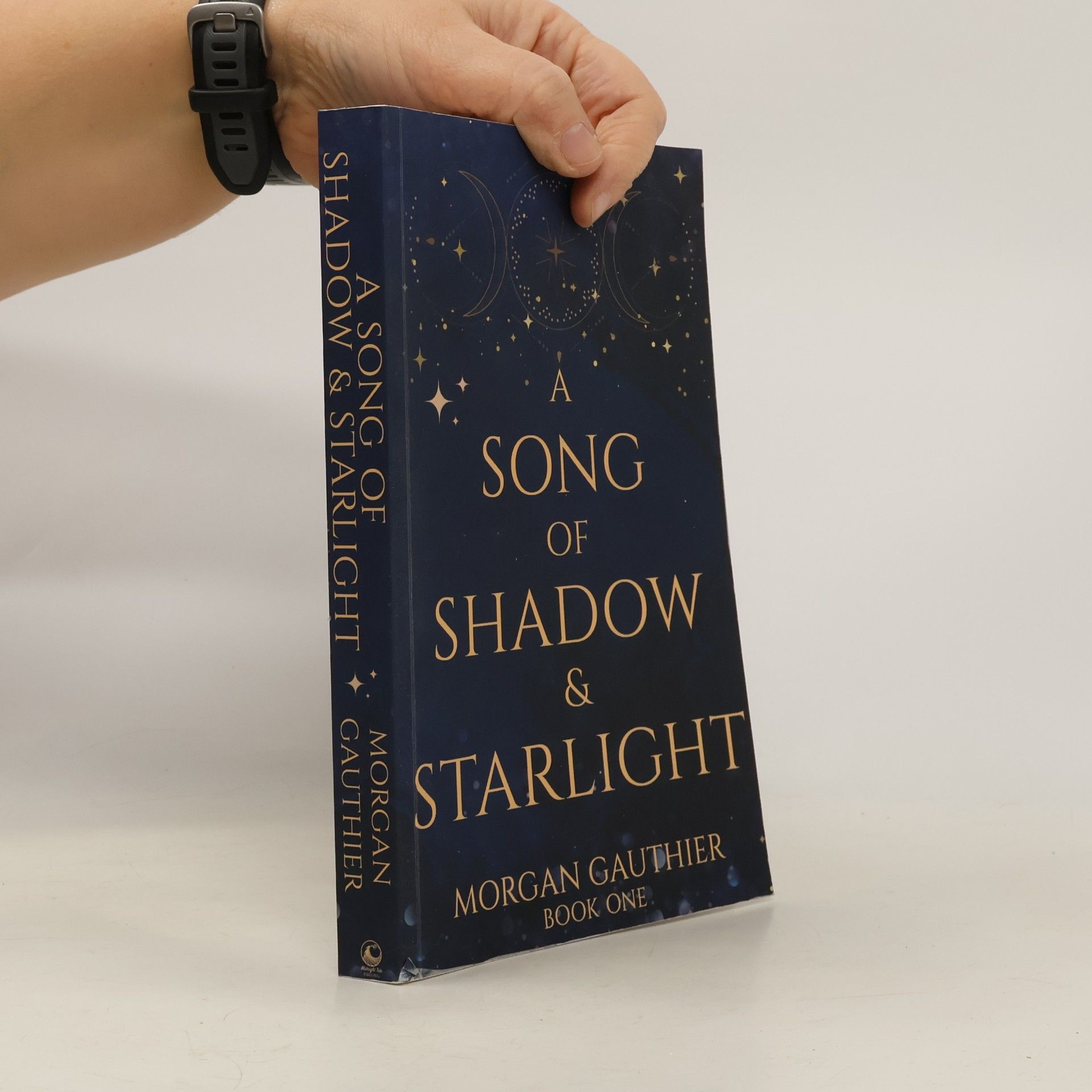 A Song of Shadow and Starlight