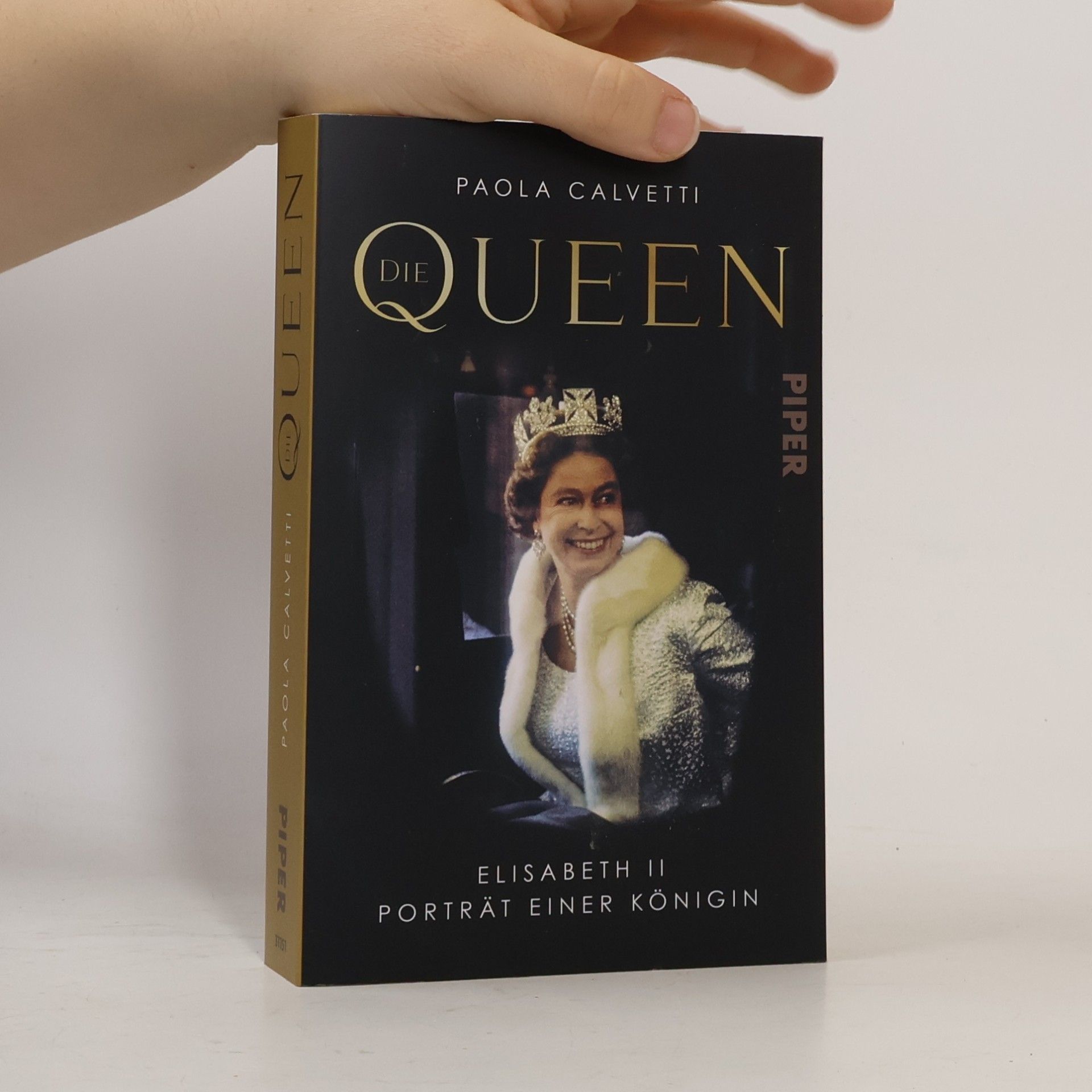 Paola Calvetti Die Queen