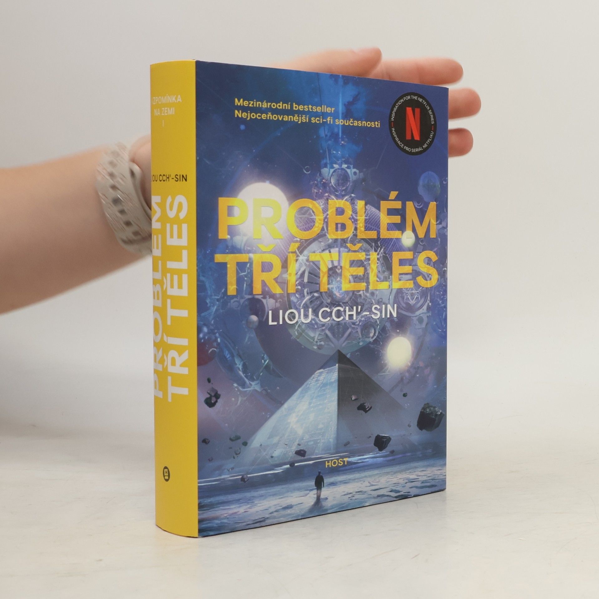 Cixin Liu Problém tří těles