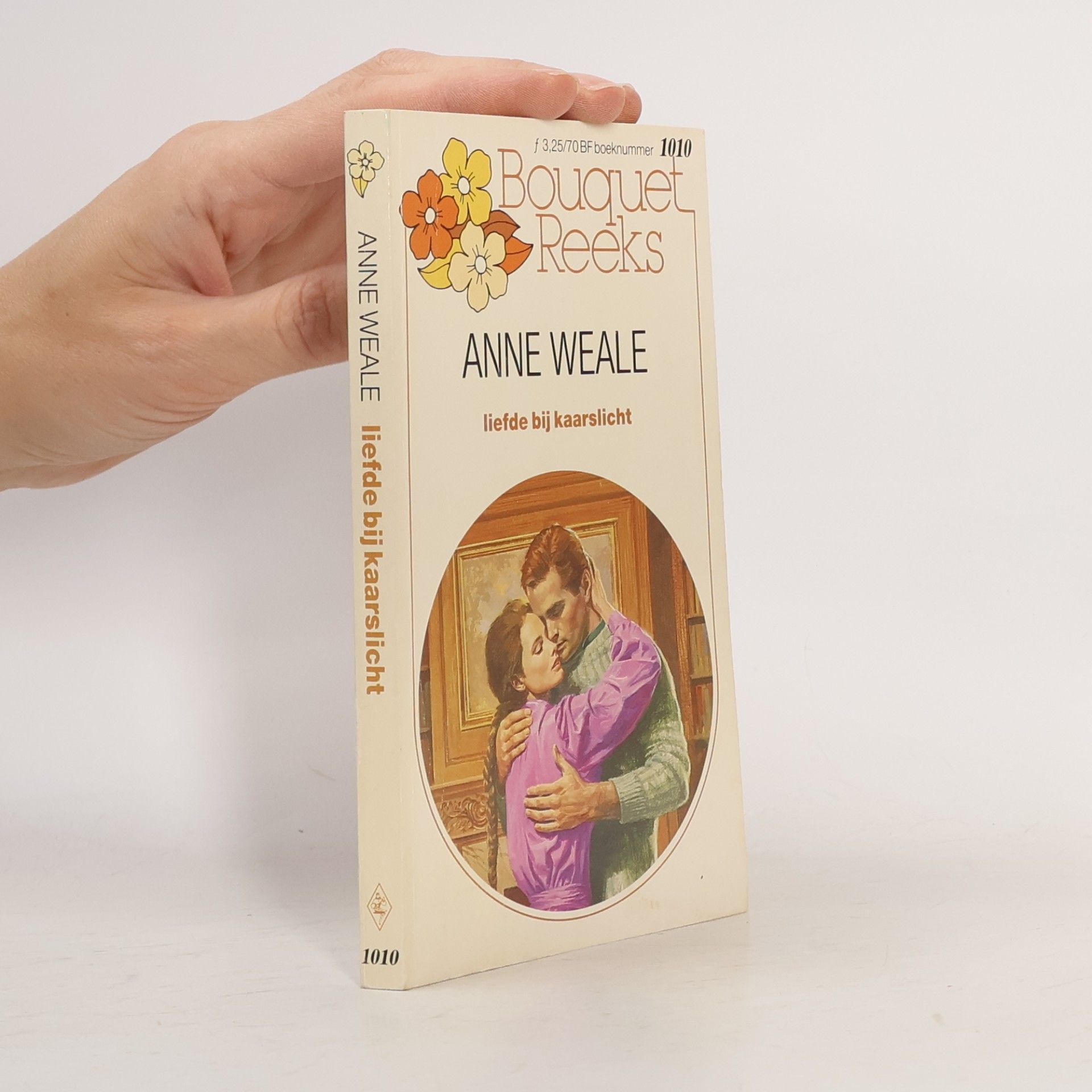 Anne Weale Liefde bij kaarslicht 1010
