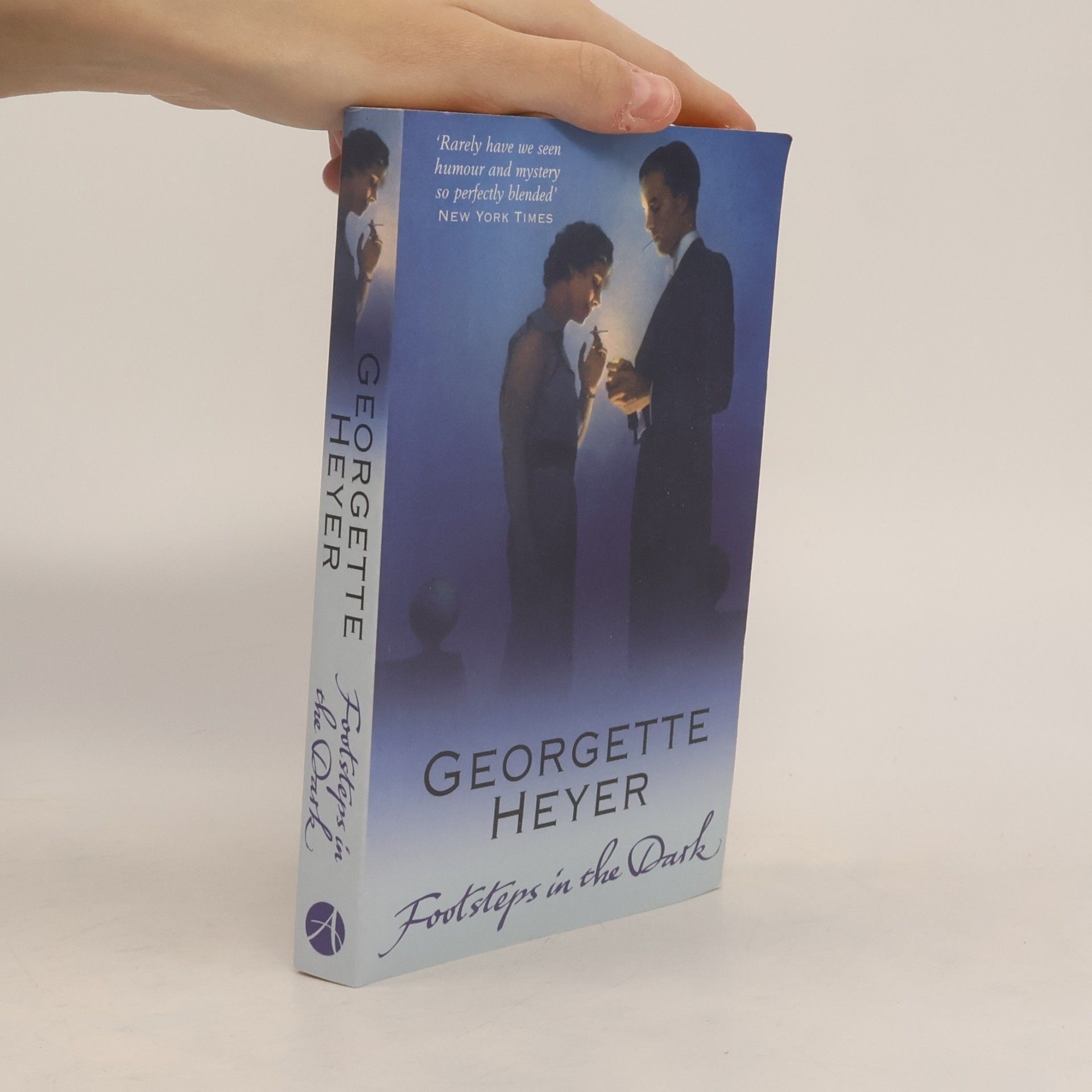 Georgette Heyer Footsteps in the Dark