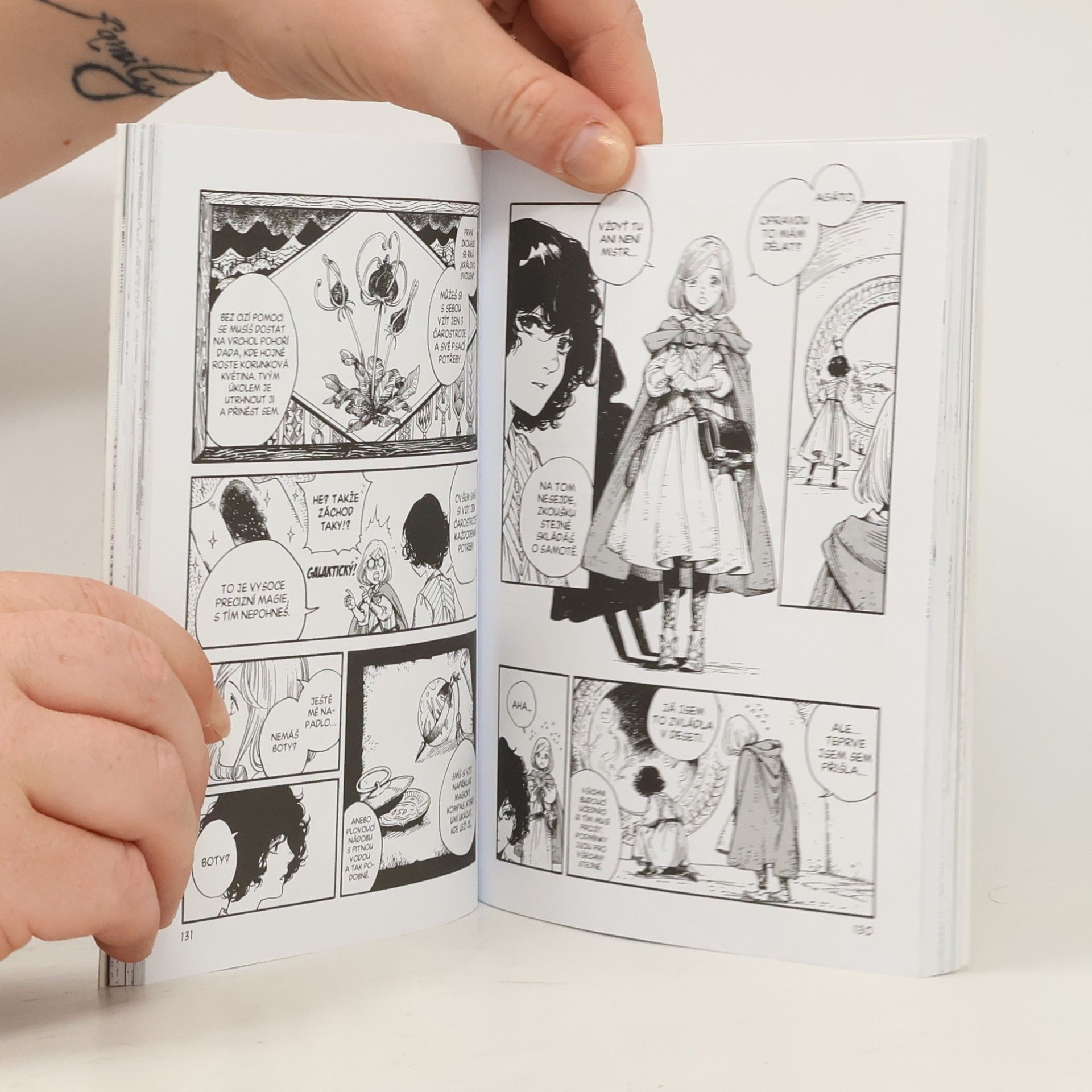 Kamome Shirahama Ateliér špičatých klobouků 1