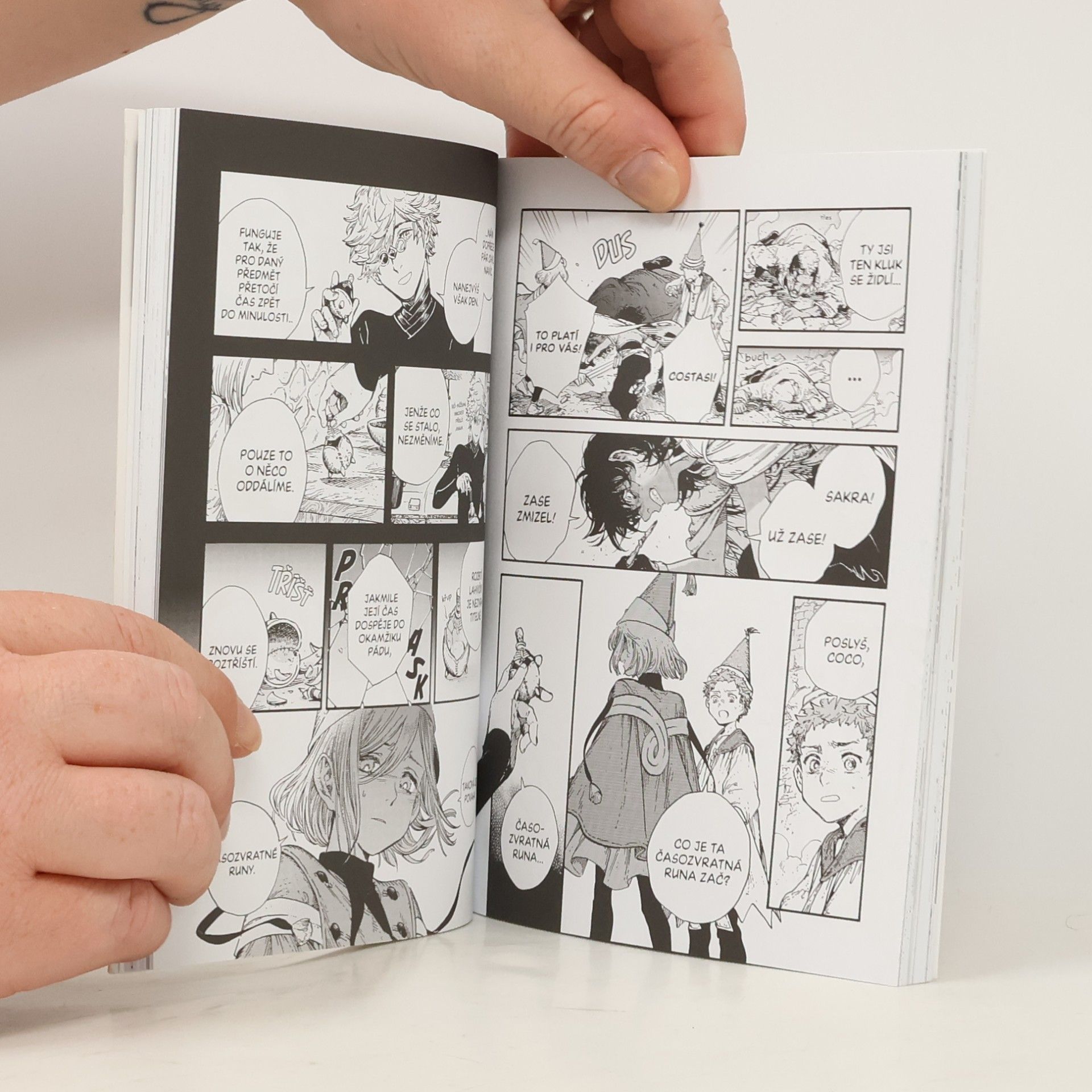 Kamome Shirahama Ateliér špičatých klobouků 10