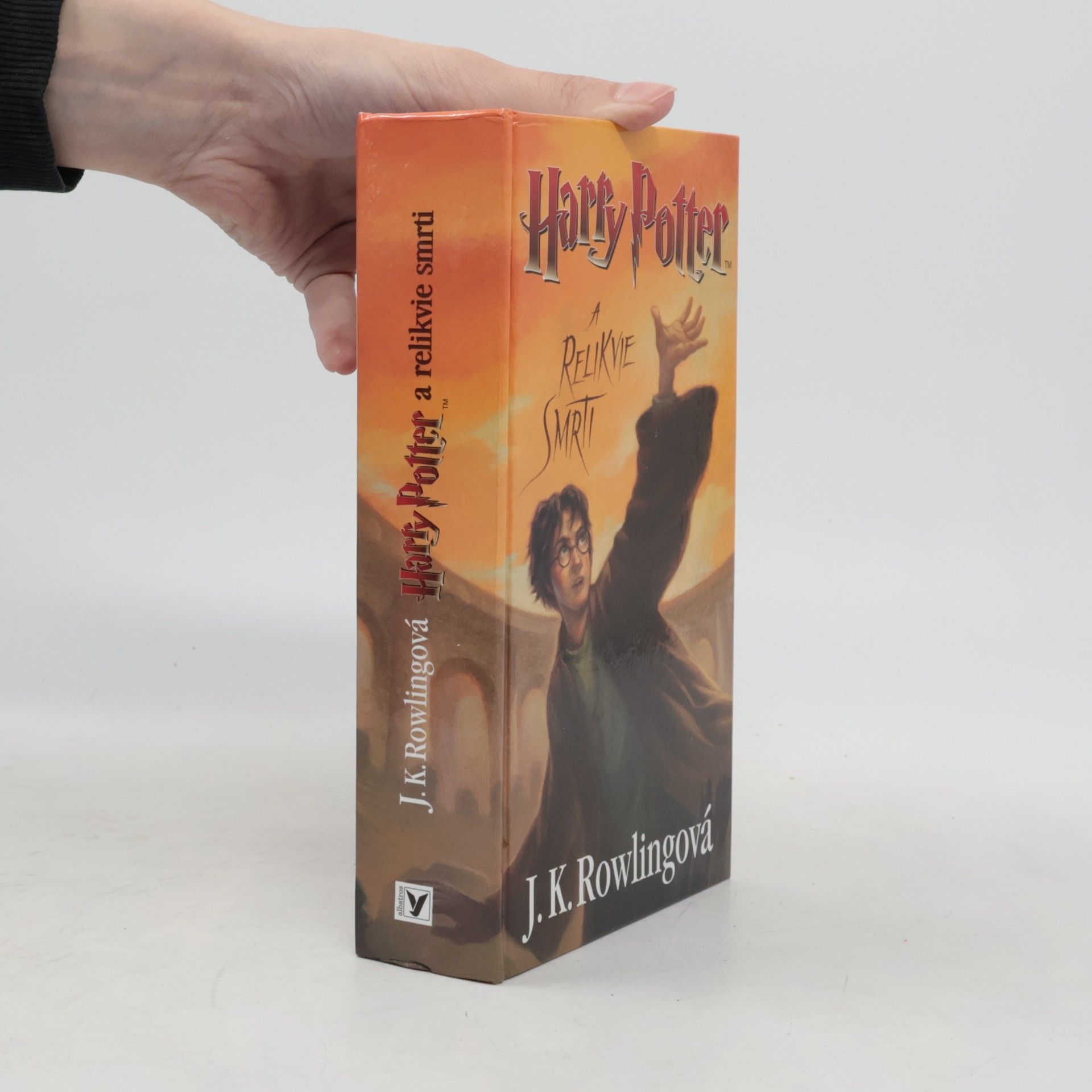 Joanne K. Rowlingová Harry Potter a relikvie smrti