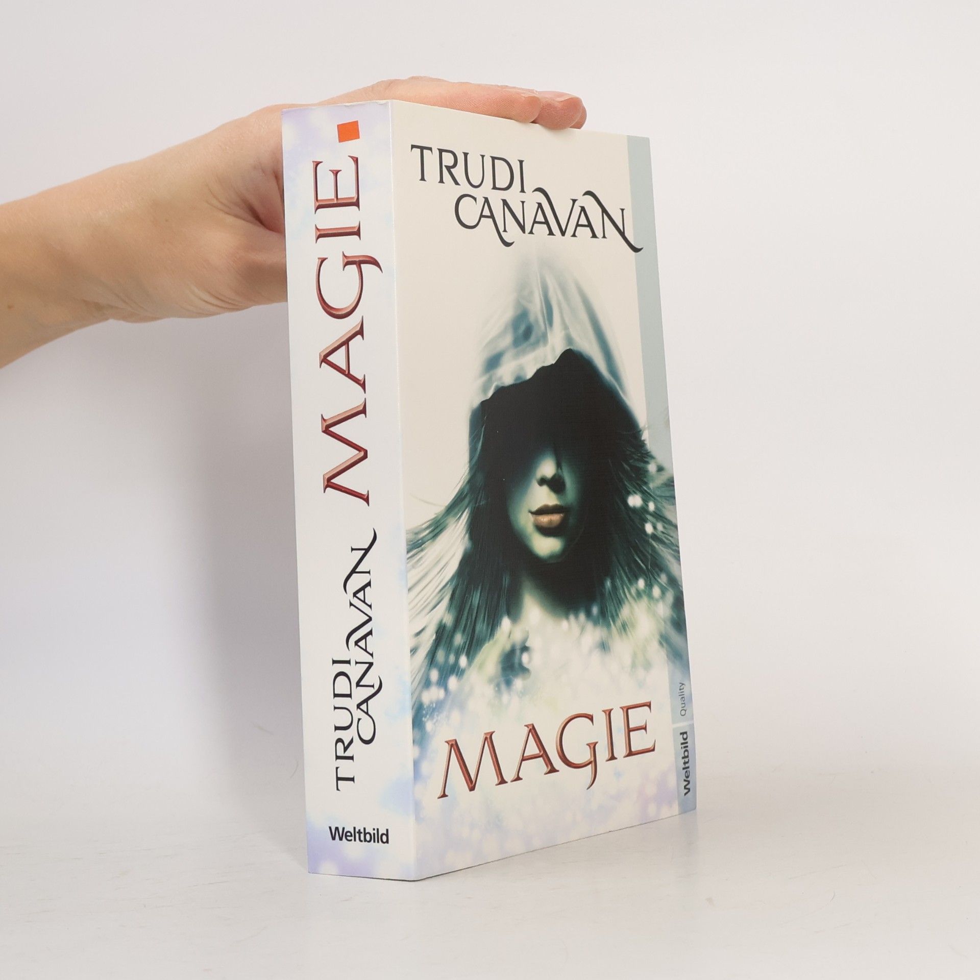 Trudi Canavan Magie