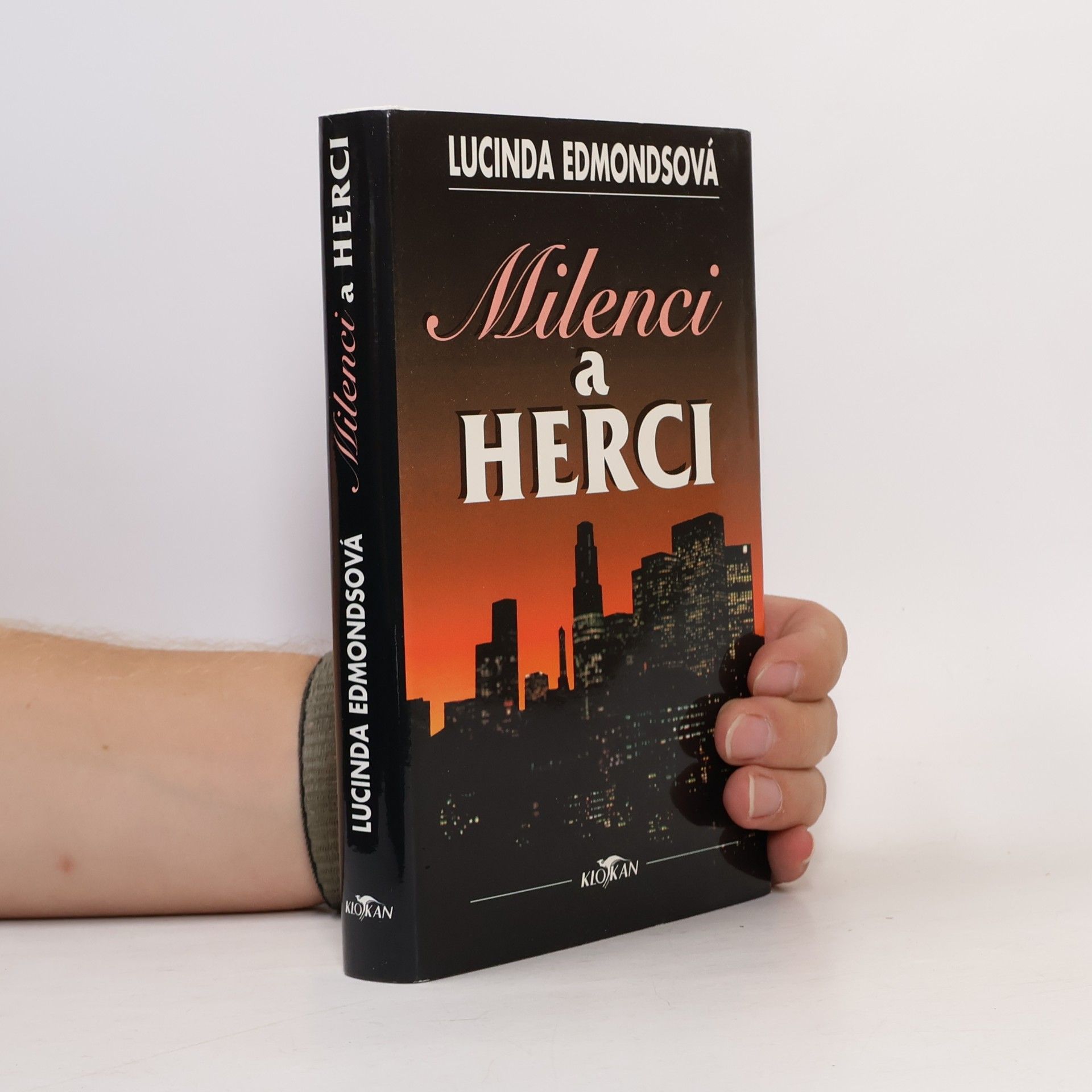 Lucinda Riley Milenci a herci