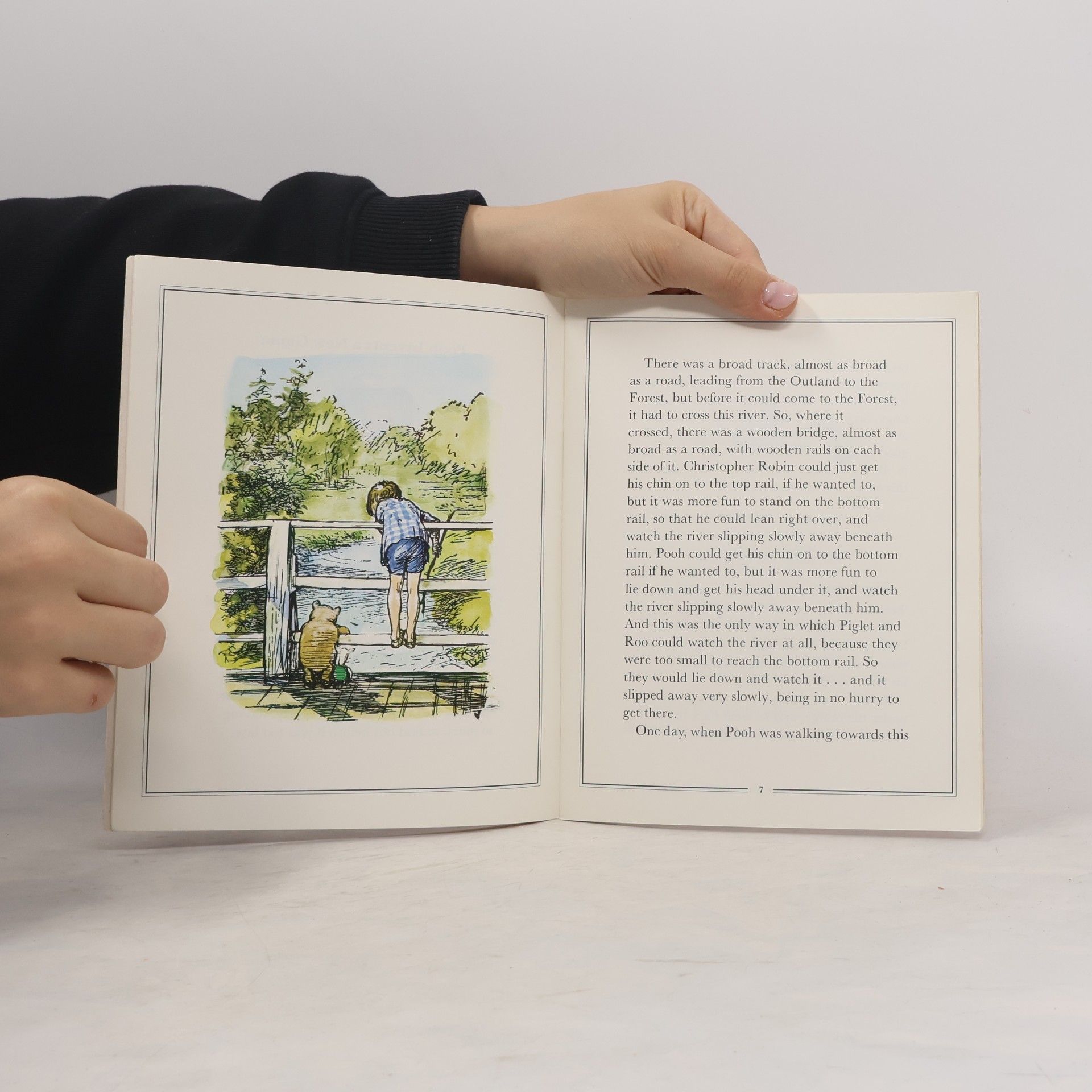 Alan Alexander Milne A Pooh & Piglet Book: Pooh Invents a New Game