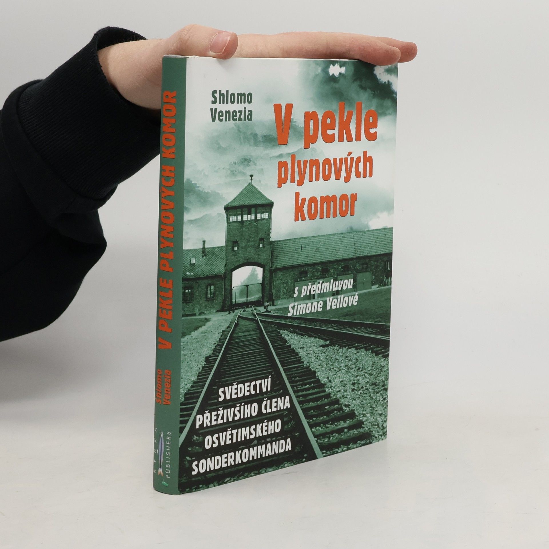Shlomo Venezia V pekle plynových komor