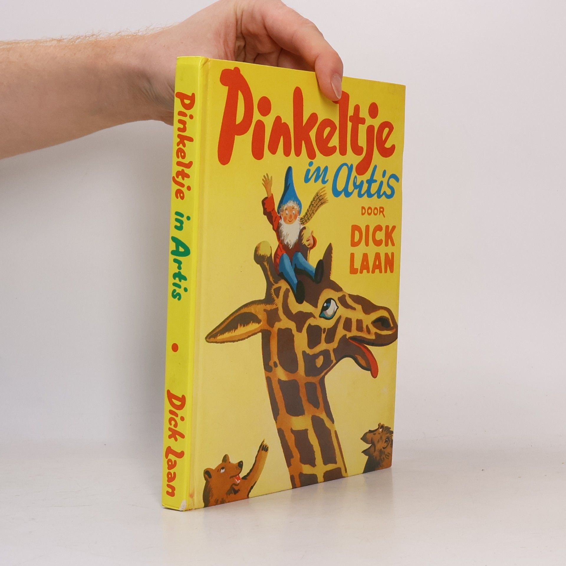 Dick Laan Pinkeltje in Artis