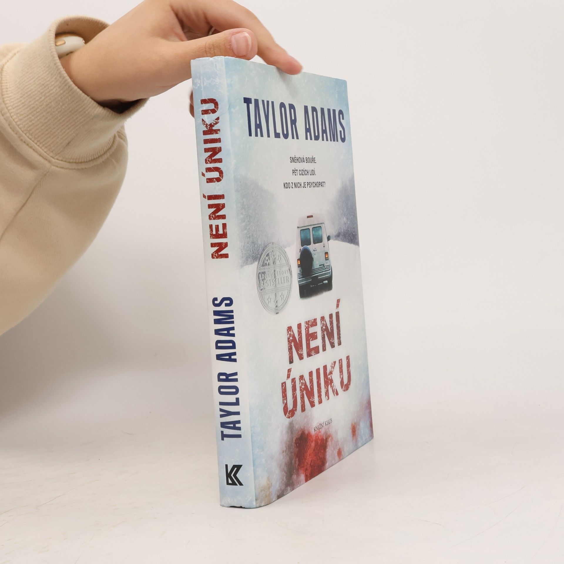Taylor Adams Není úniku