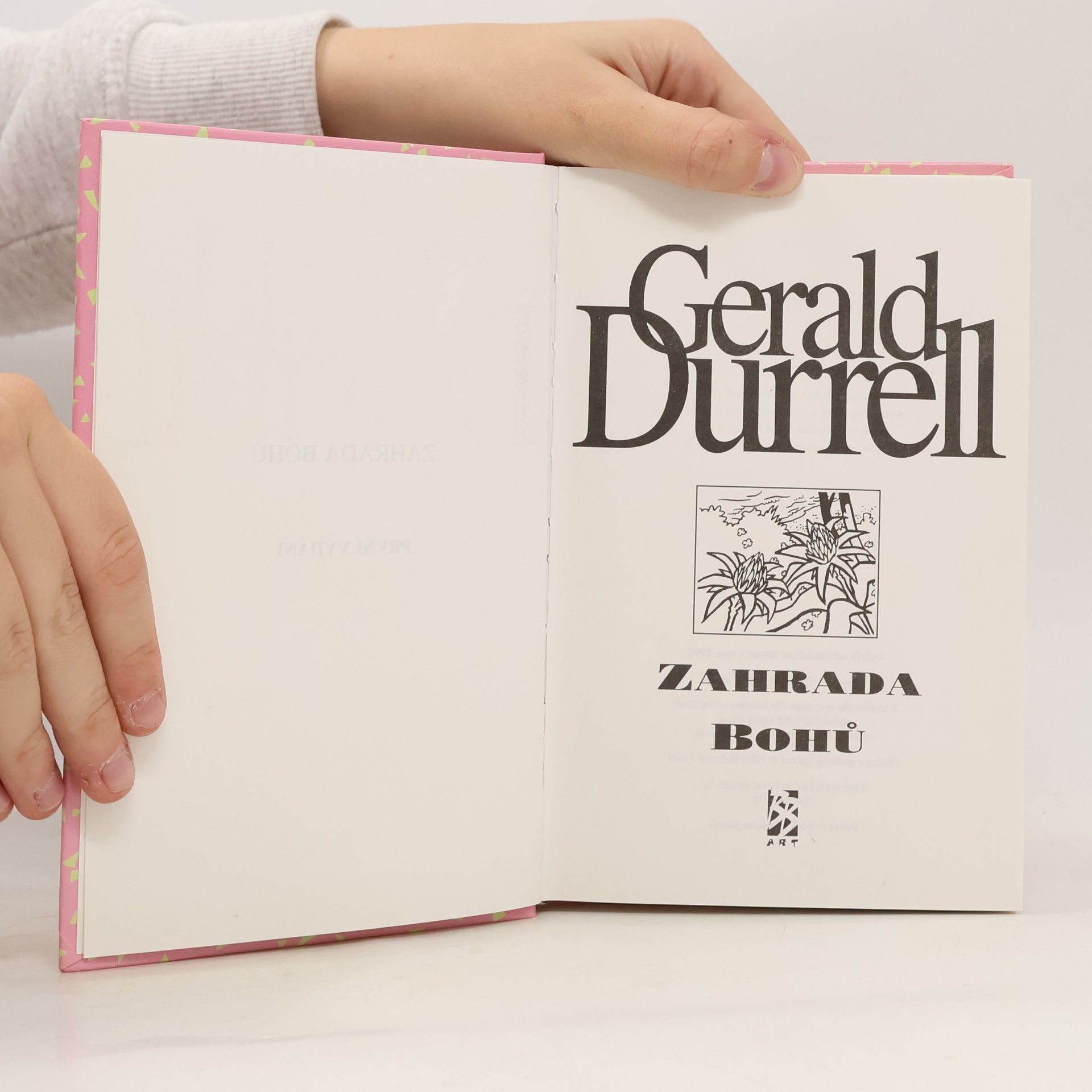 Gerald Durrell Zahrada bohů
