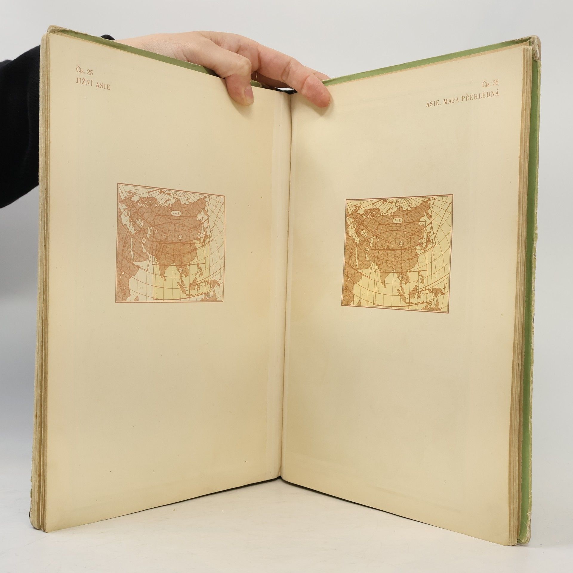 Various authors Školní zeměpisný atlas