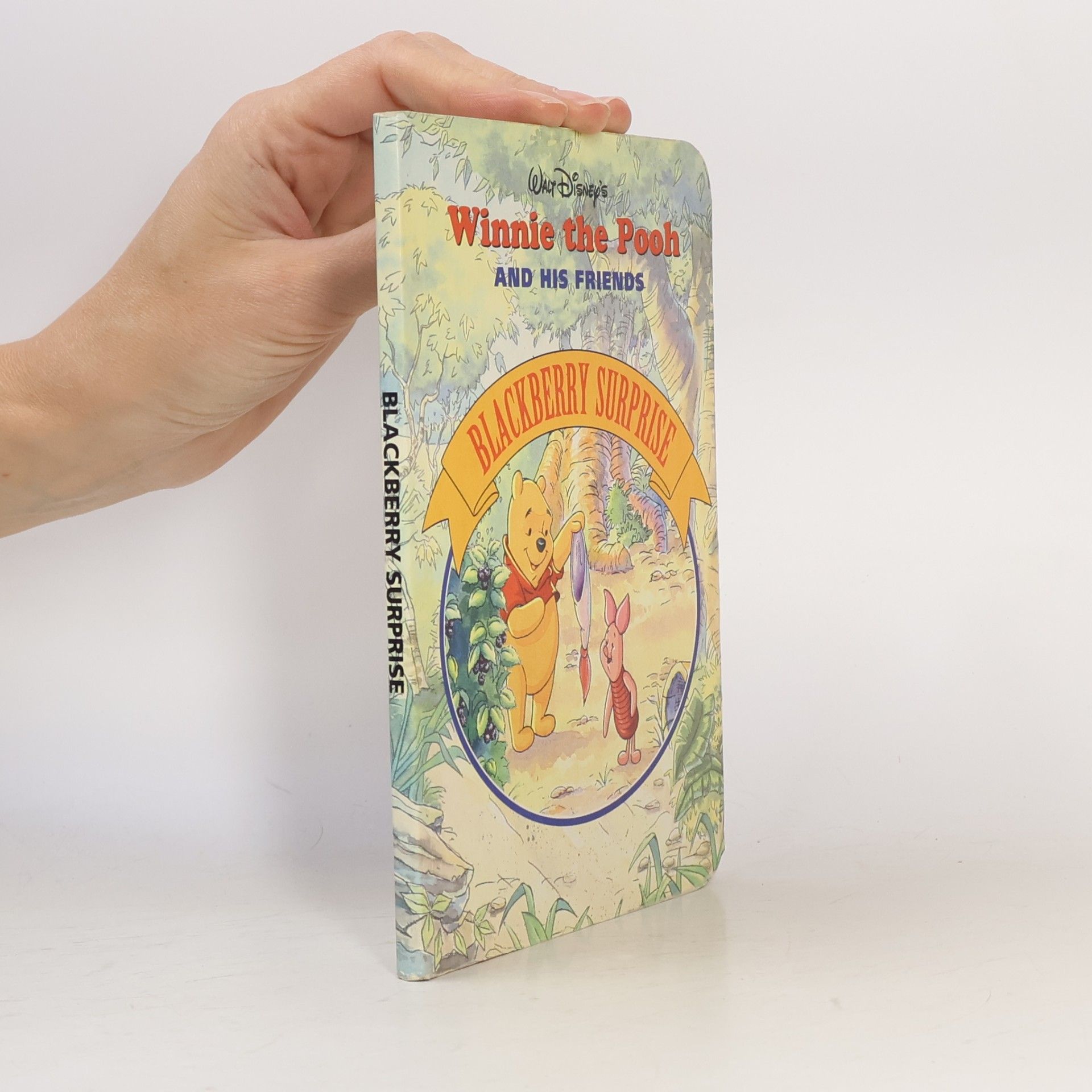 Collectif d'auteurs Winnie the Pooh and his Friends: Blackberry Surprise