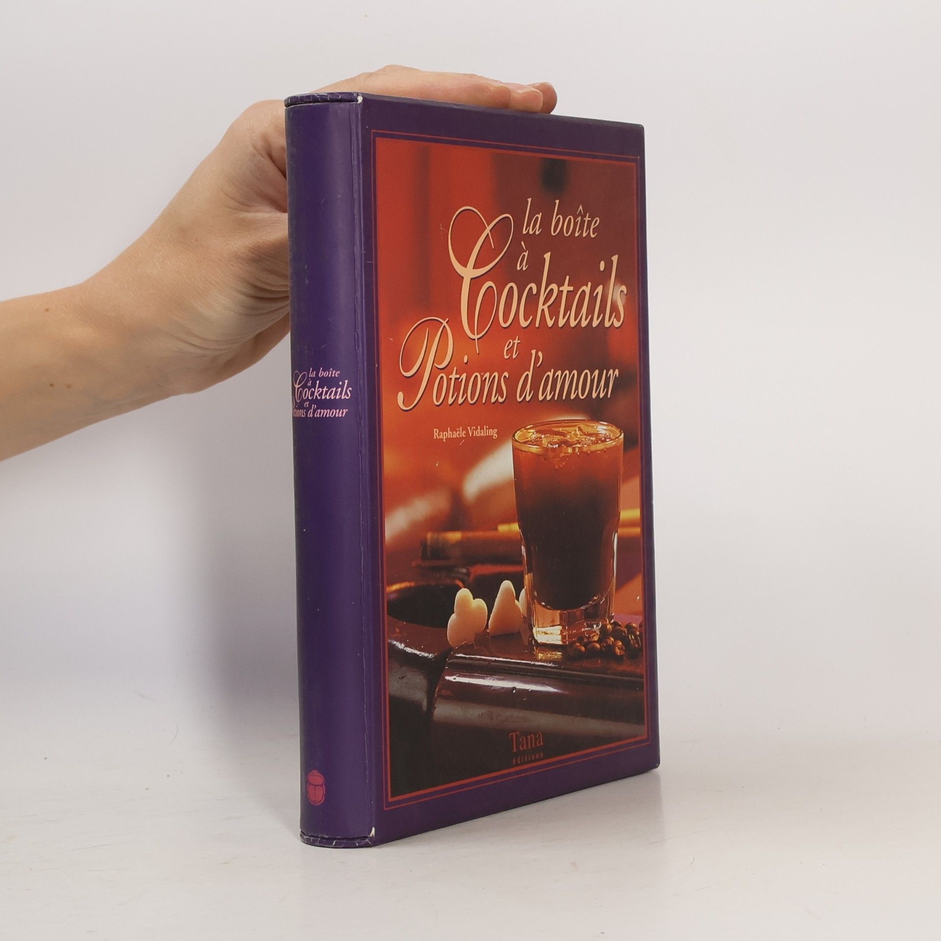 La boîte à cocktails et potions d'amour