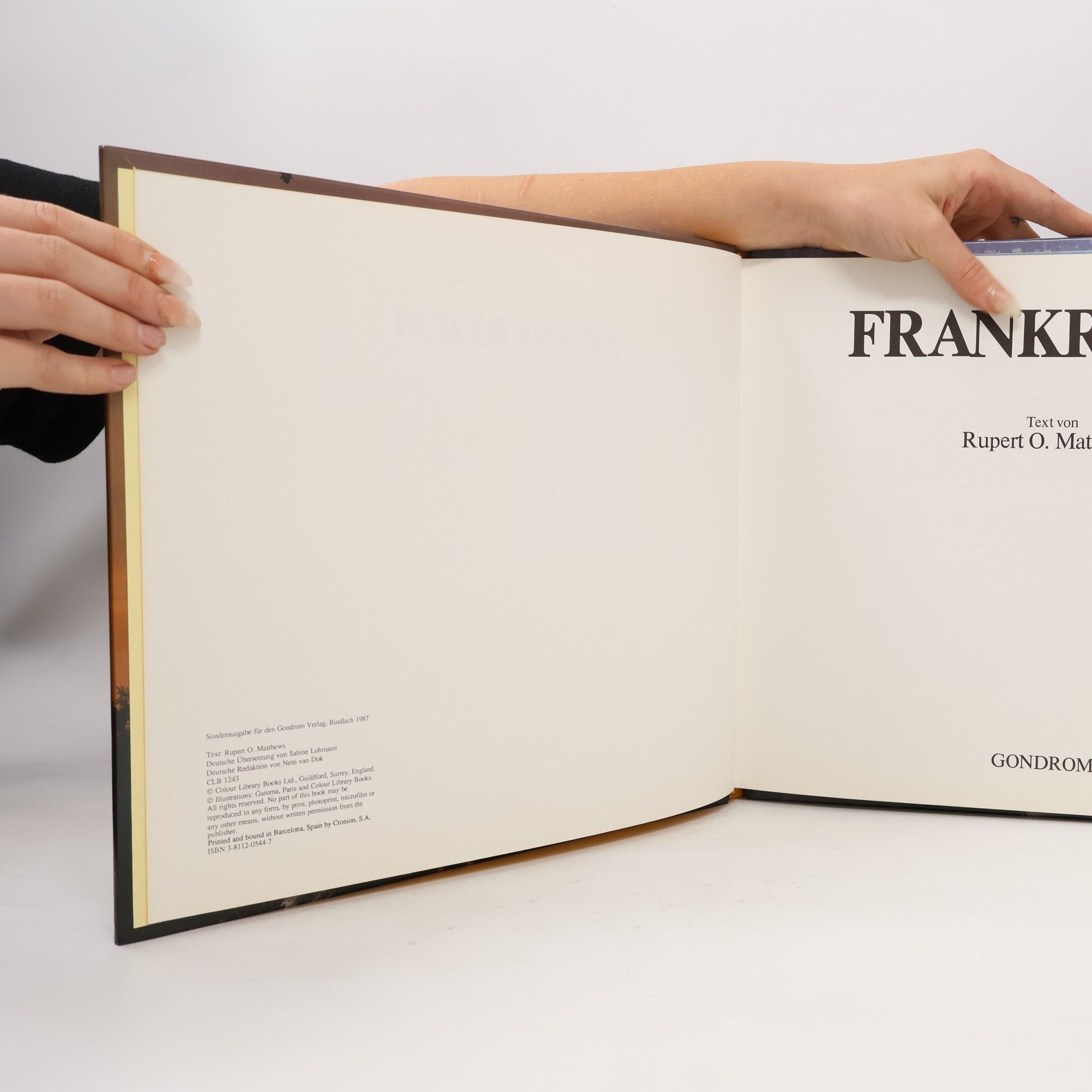 Rupert O. Matthews Frankreich