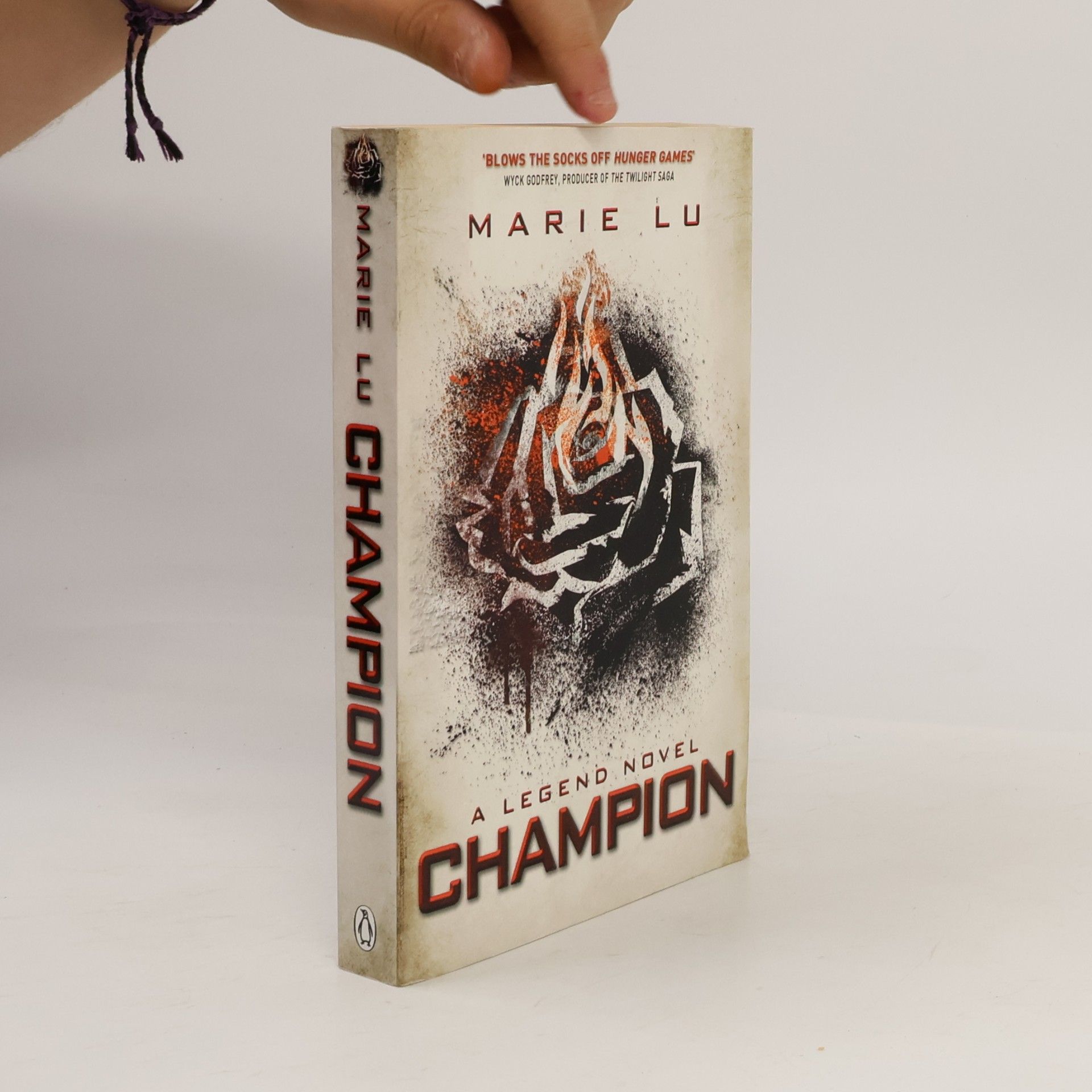 Marie Lu Champion