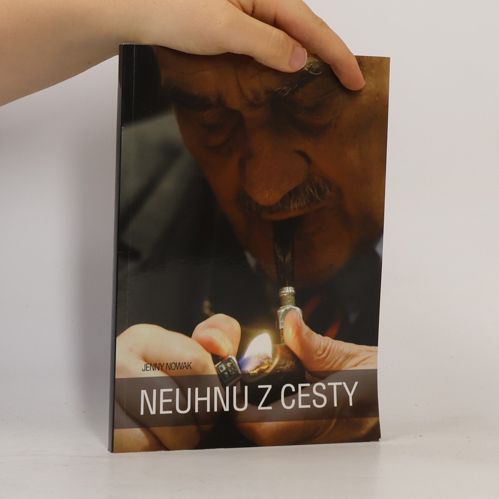 Jenny Nowak Neuhnu z cesty