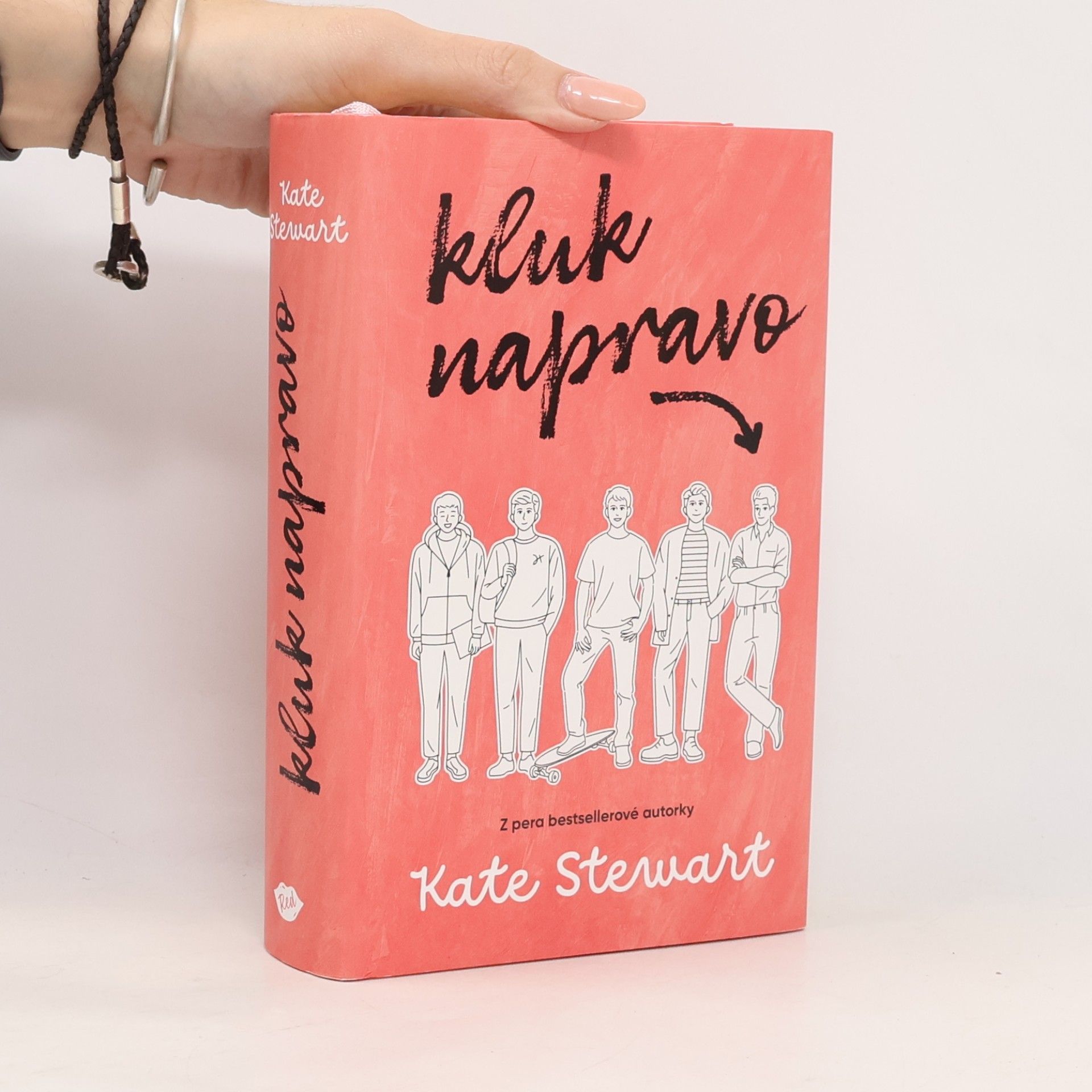 Kate Stewart Kluk napravo