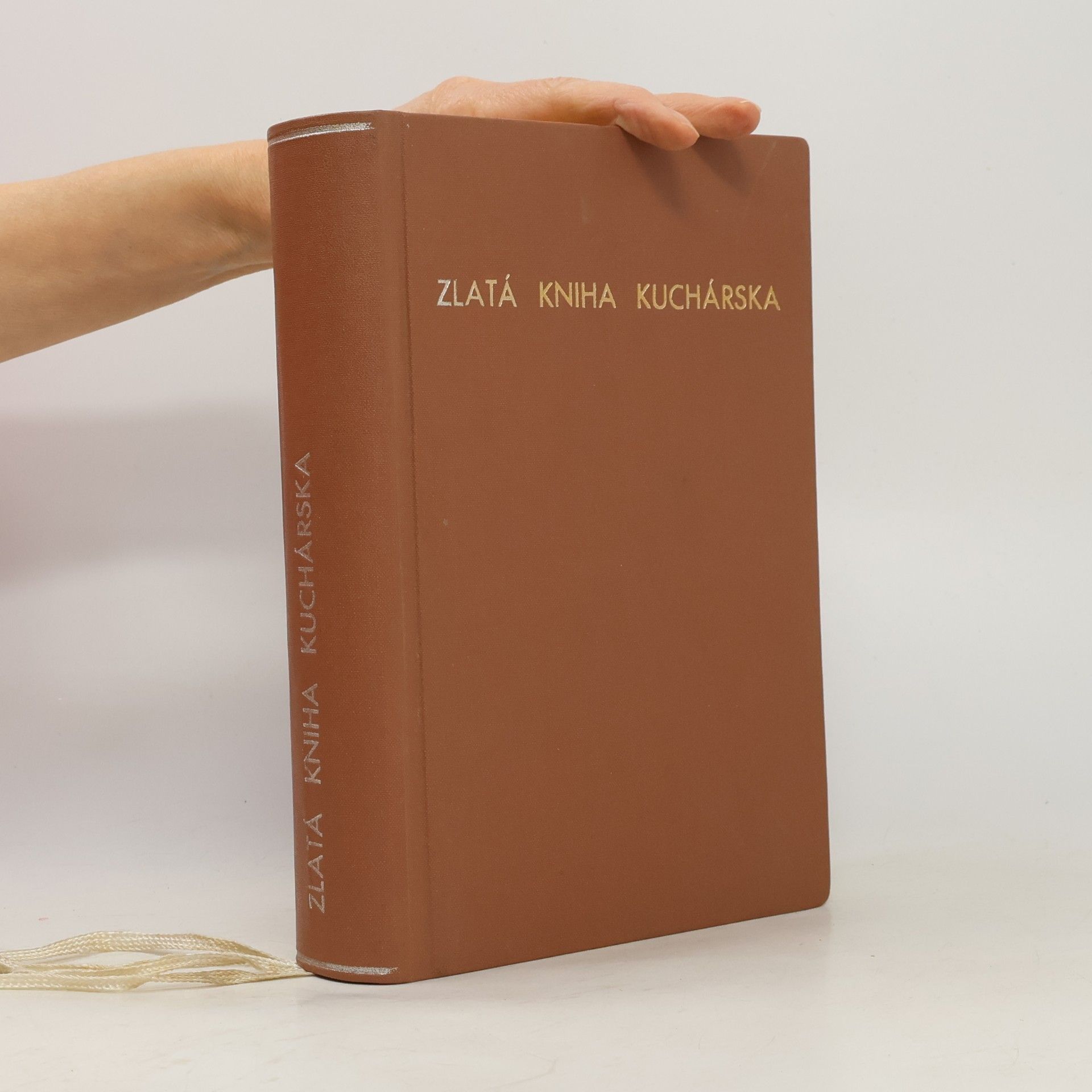 Mária Dúbravská Zlatá kniha kuchárska