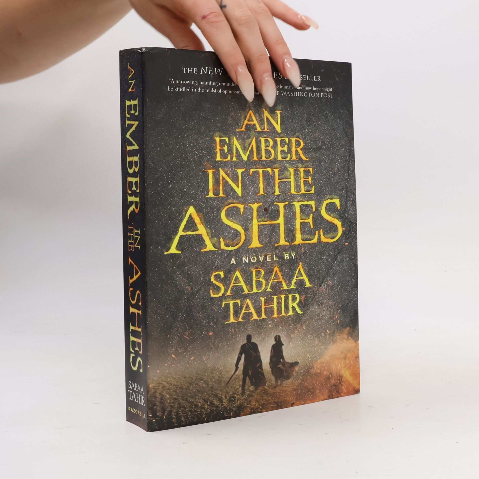 Sabaa Tahir An Ember in the Ashes