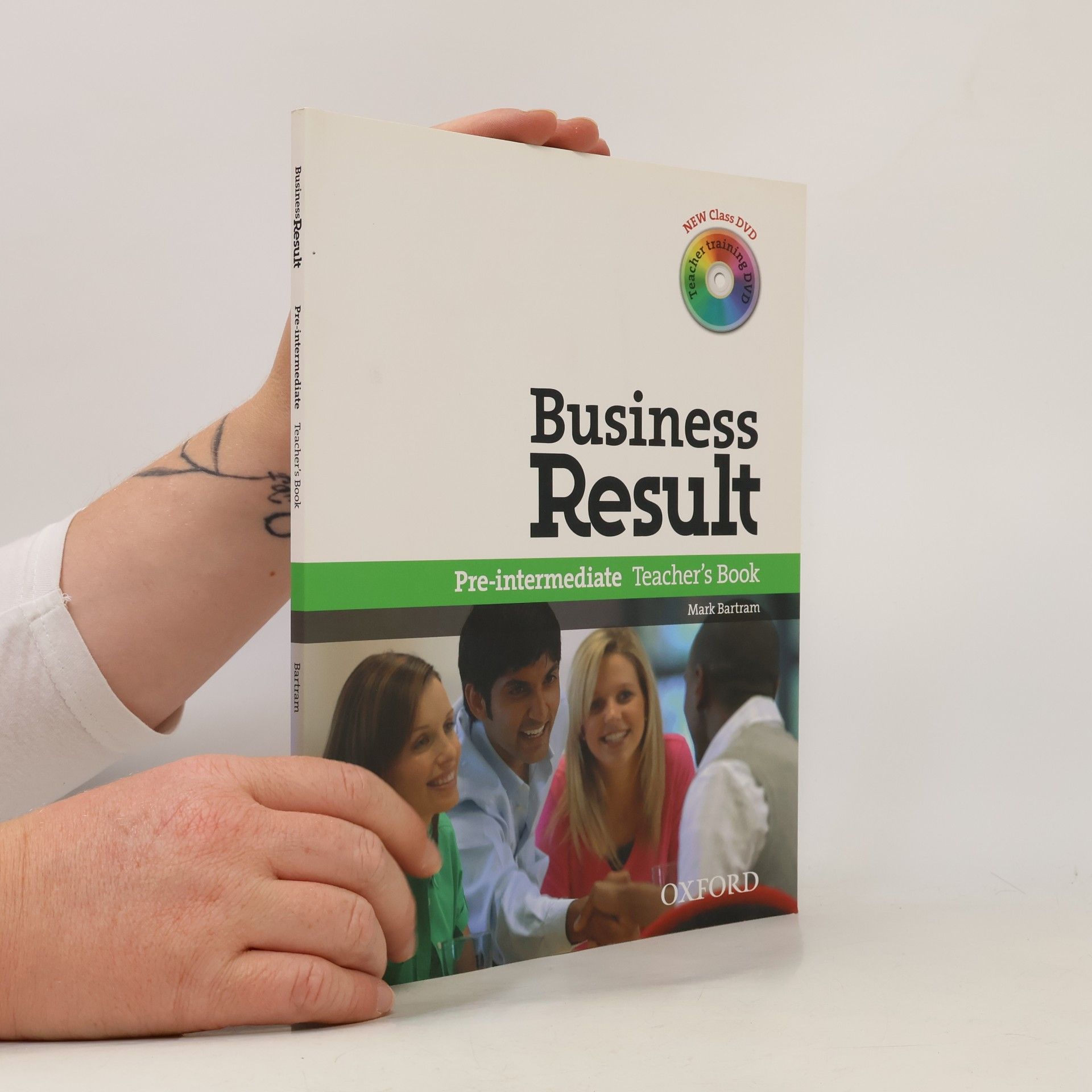 Mark Bartram Business Result: Pre-Intermediate: Teacher´s Book Pack : Business Result DVD Edition Teacher´s Book with Class DVD and Teacher Training DVD