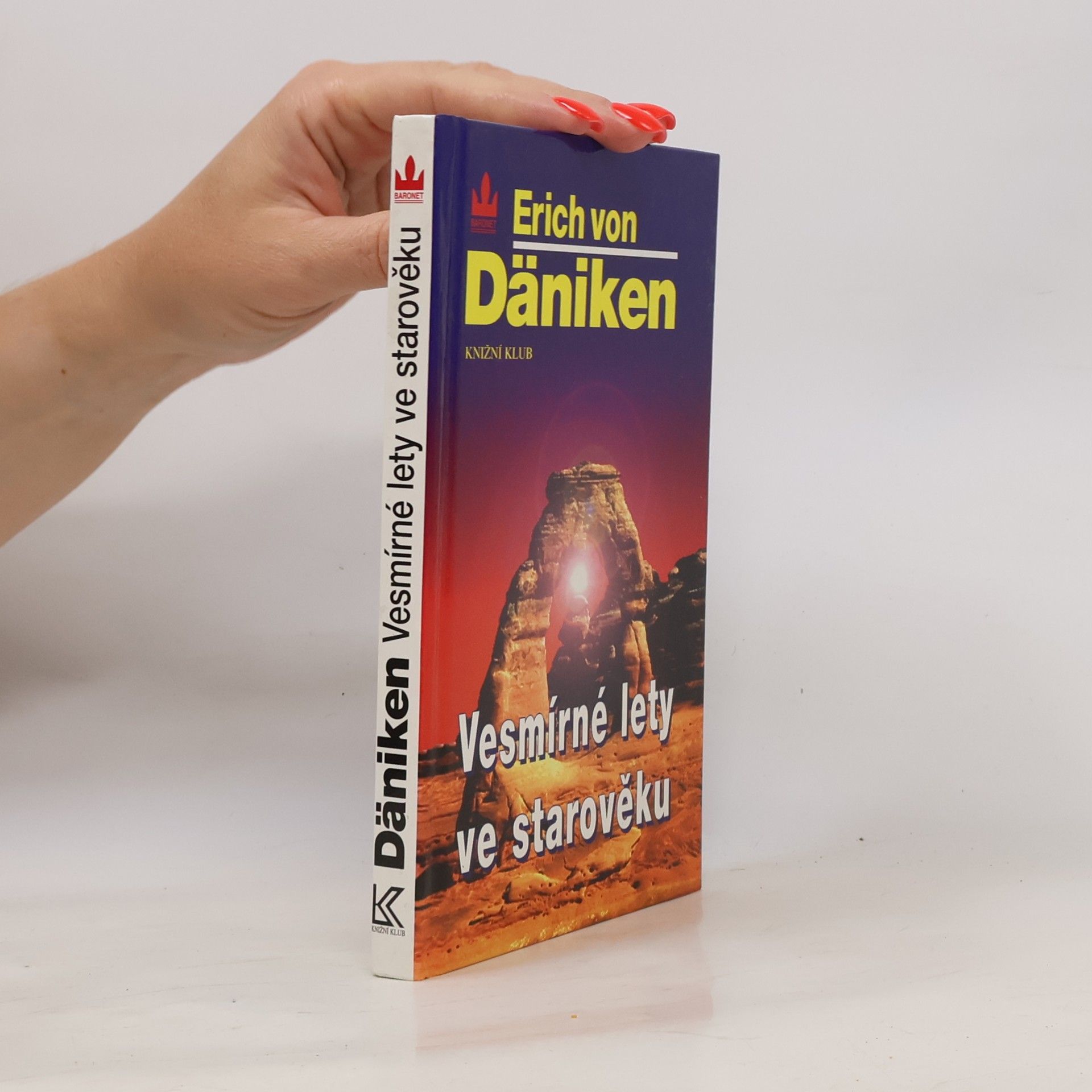 Erich von Däniken Vesmírné lety ve starověku