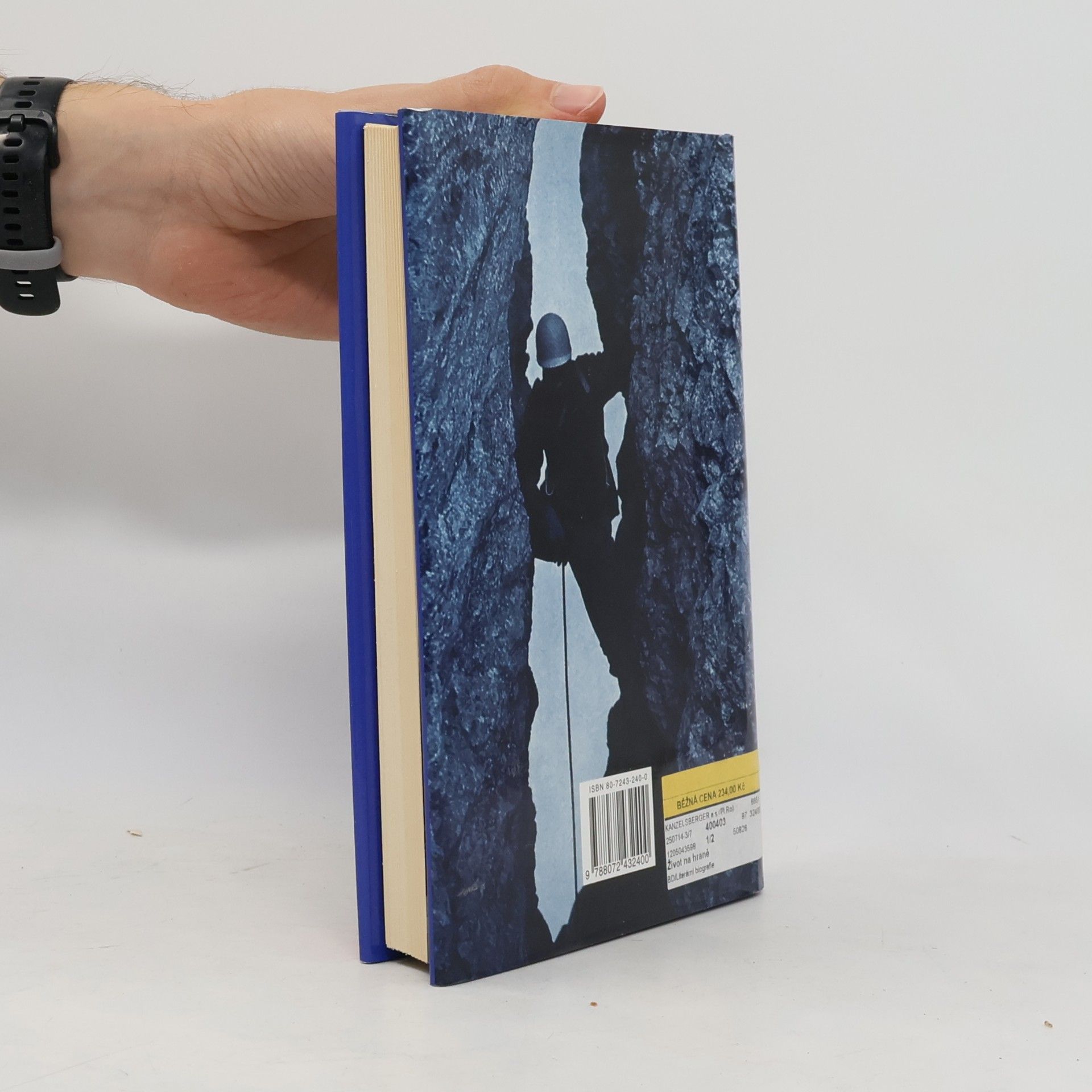 Reinhold Messner Život na hraně. Autobiografie slavného horolezce v rozhovoru s Thomasem Hüetlinem