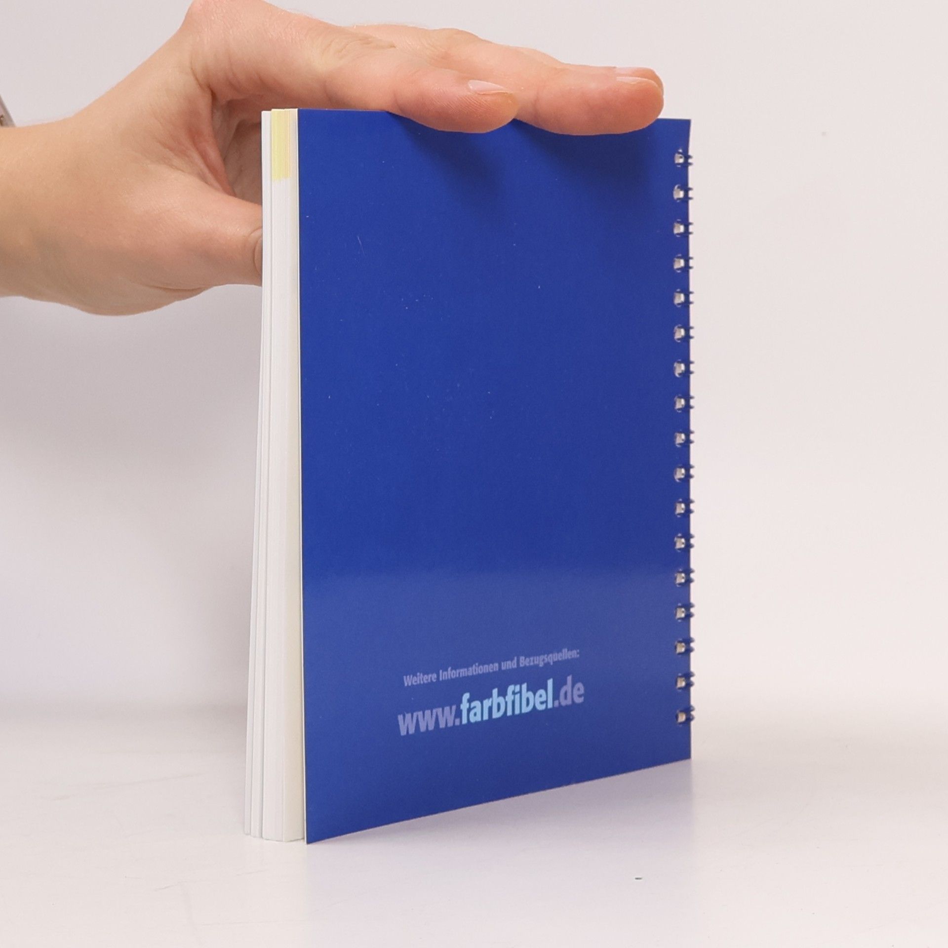 kolektiv FARBFIBEL