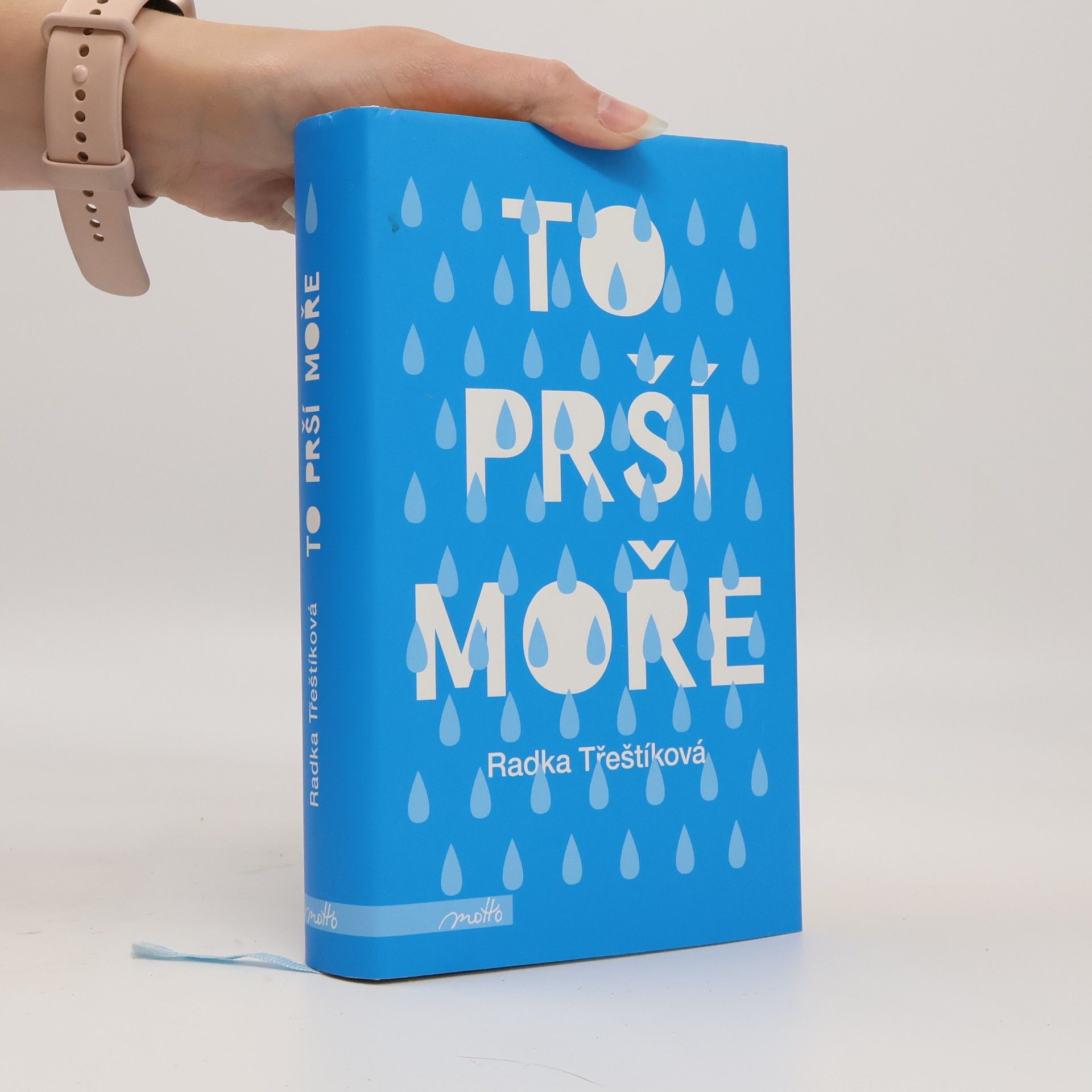 Radka Třeštíková To prší moře
