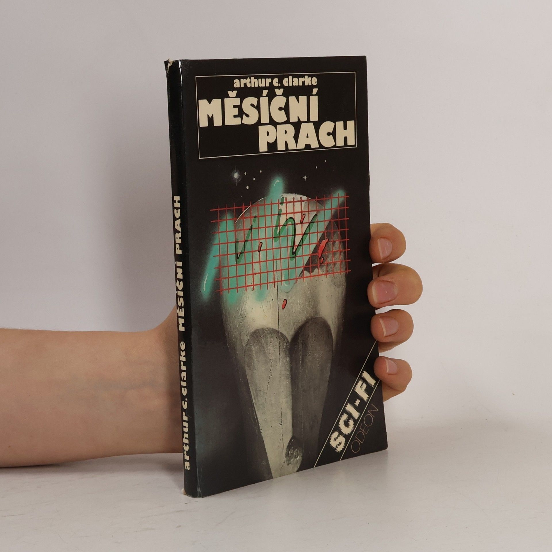 Arthur C. Clarke Měsíční prach