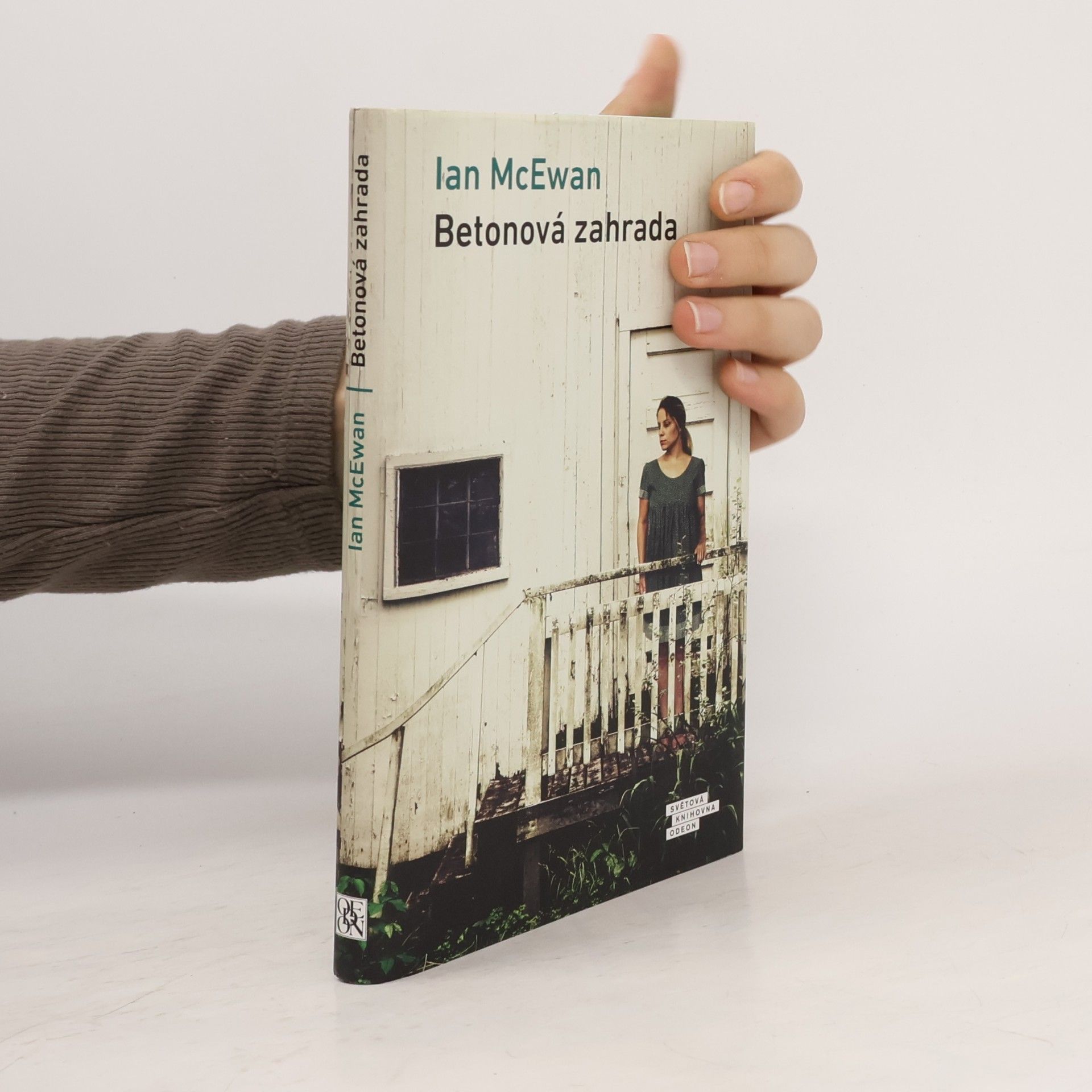 Ian McEwan Betonová zahrada