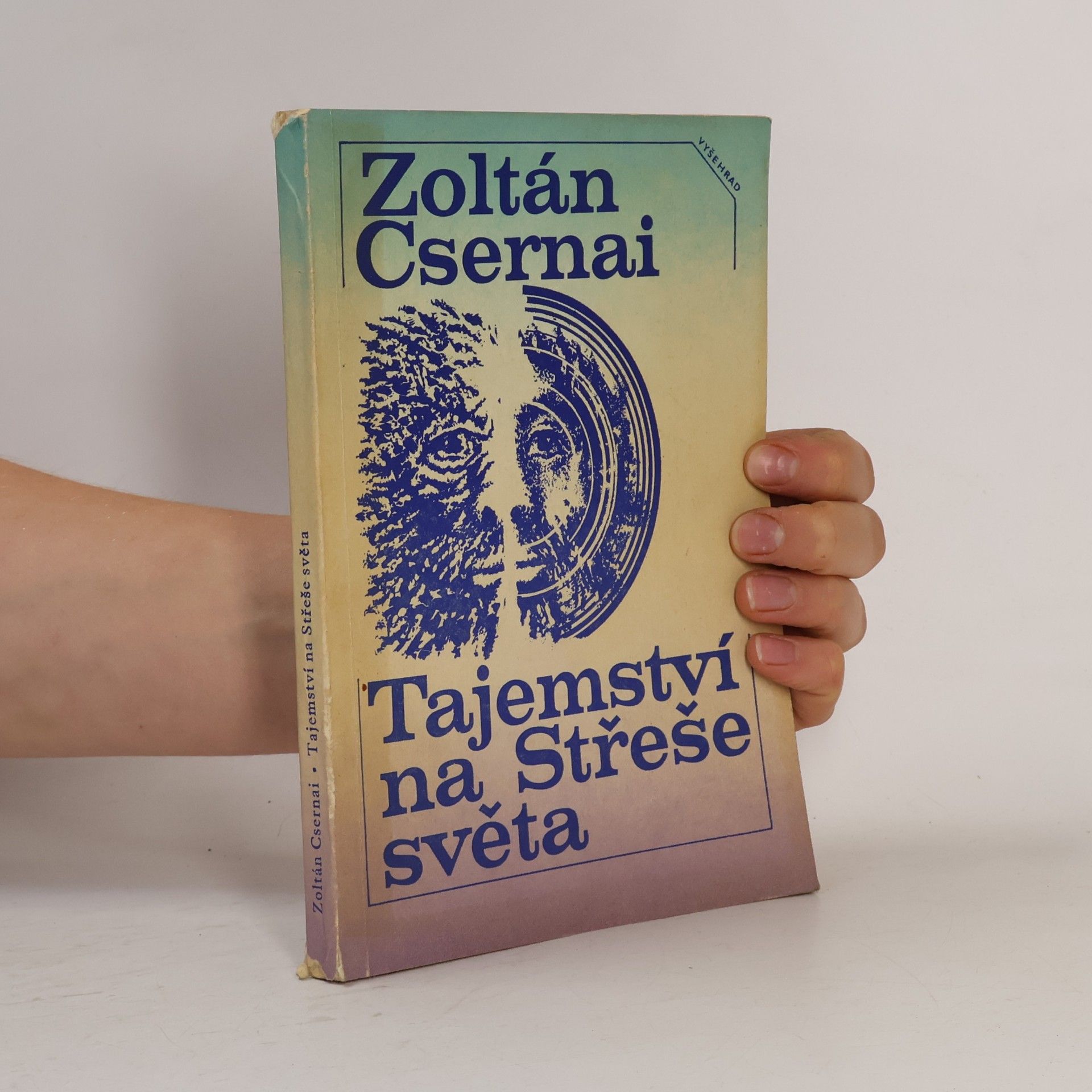 Tajemství na Střeše světa