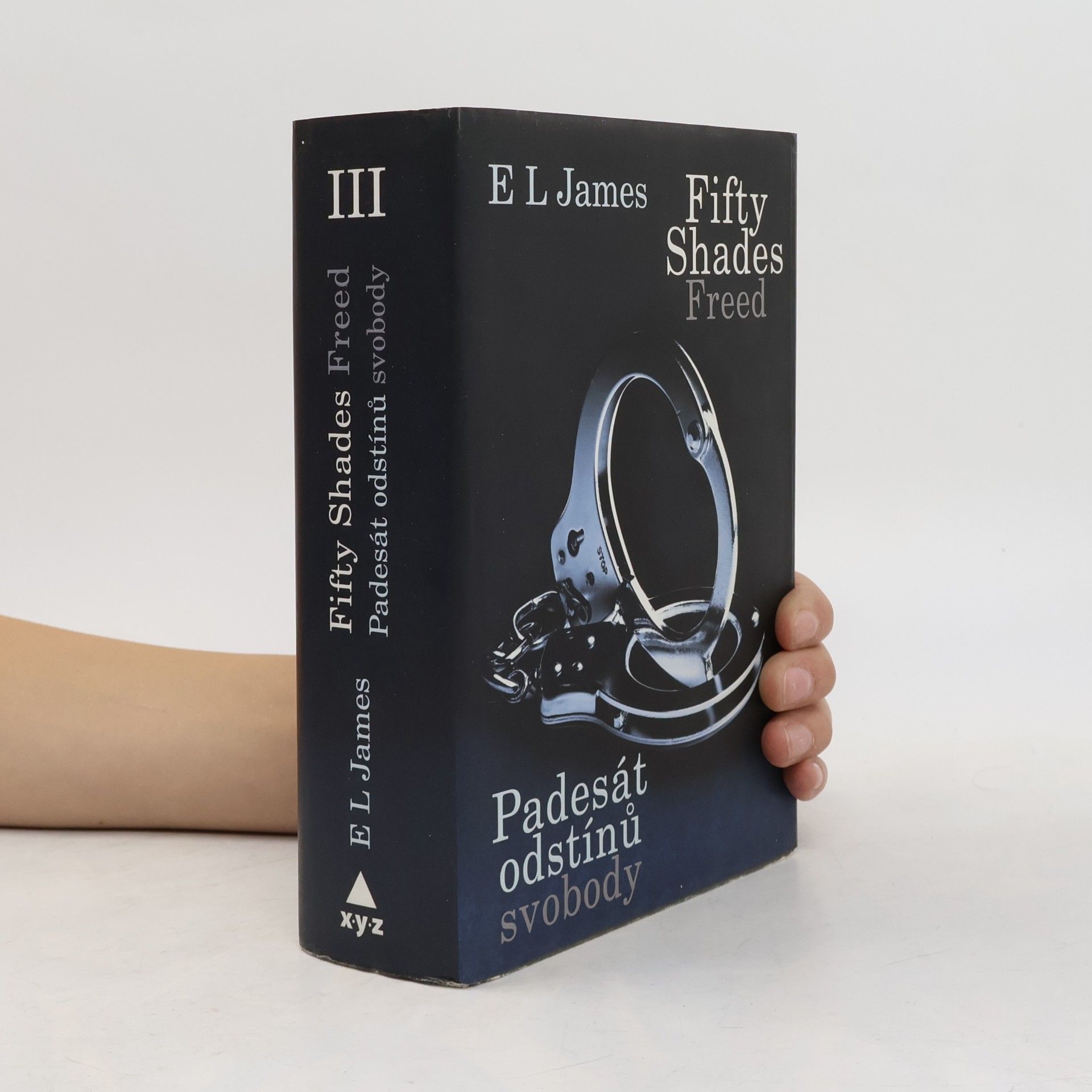 E. L. James Padesát odstínů svobody