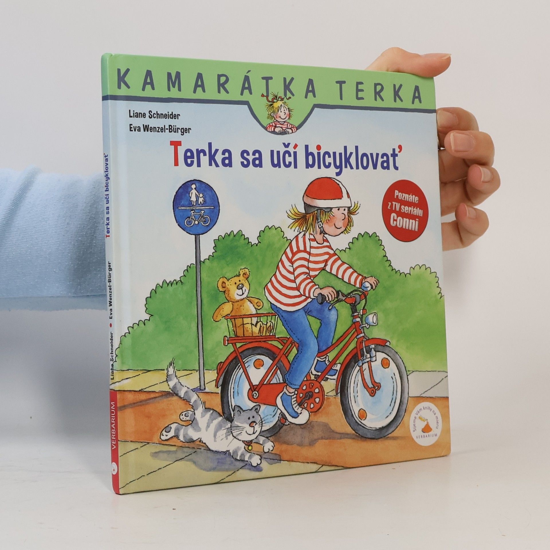 Liane Schneider Terka sa učí byciklovať