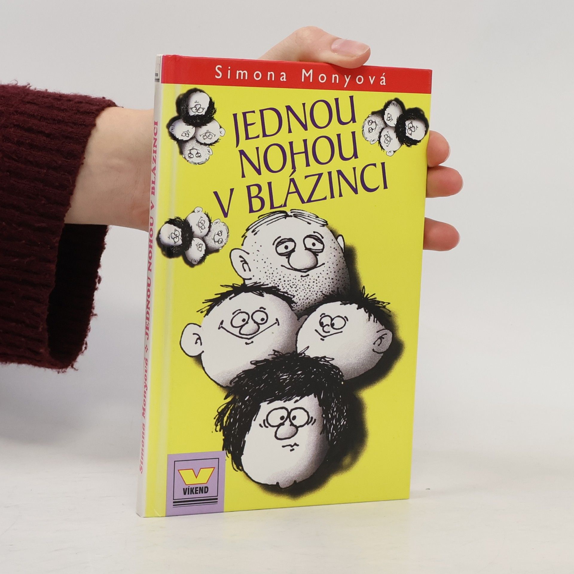 Simona Monyová Jednou nohou v blázinci