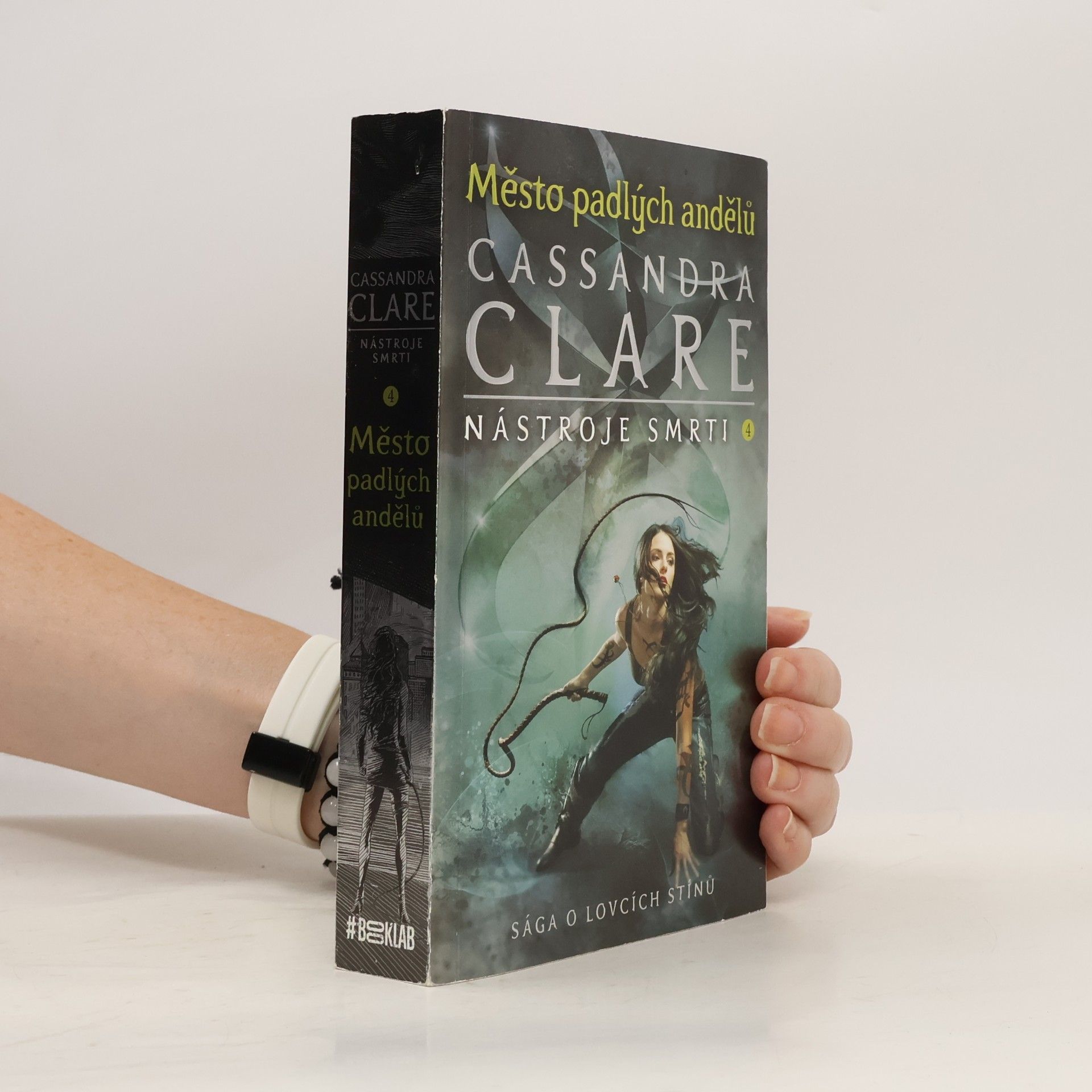 Cassandra Clare Nástroje smrti 4. Město padlých andělů