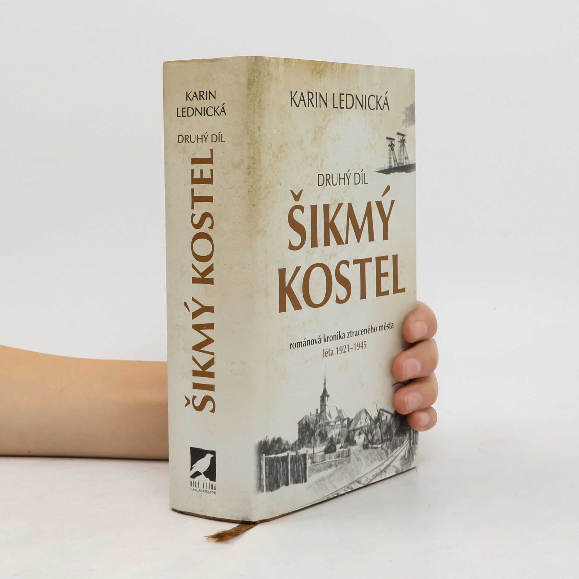 Karin Lednická Šikmý kostel 2