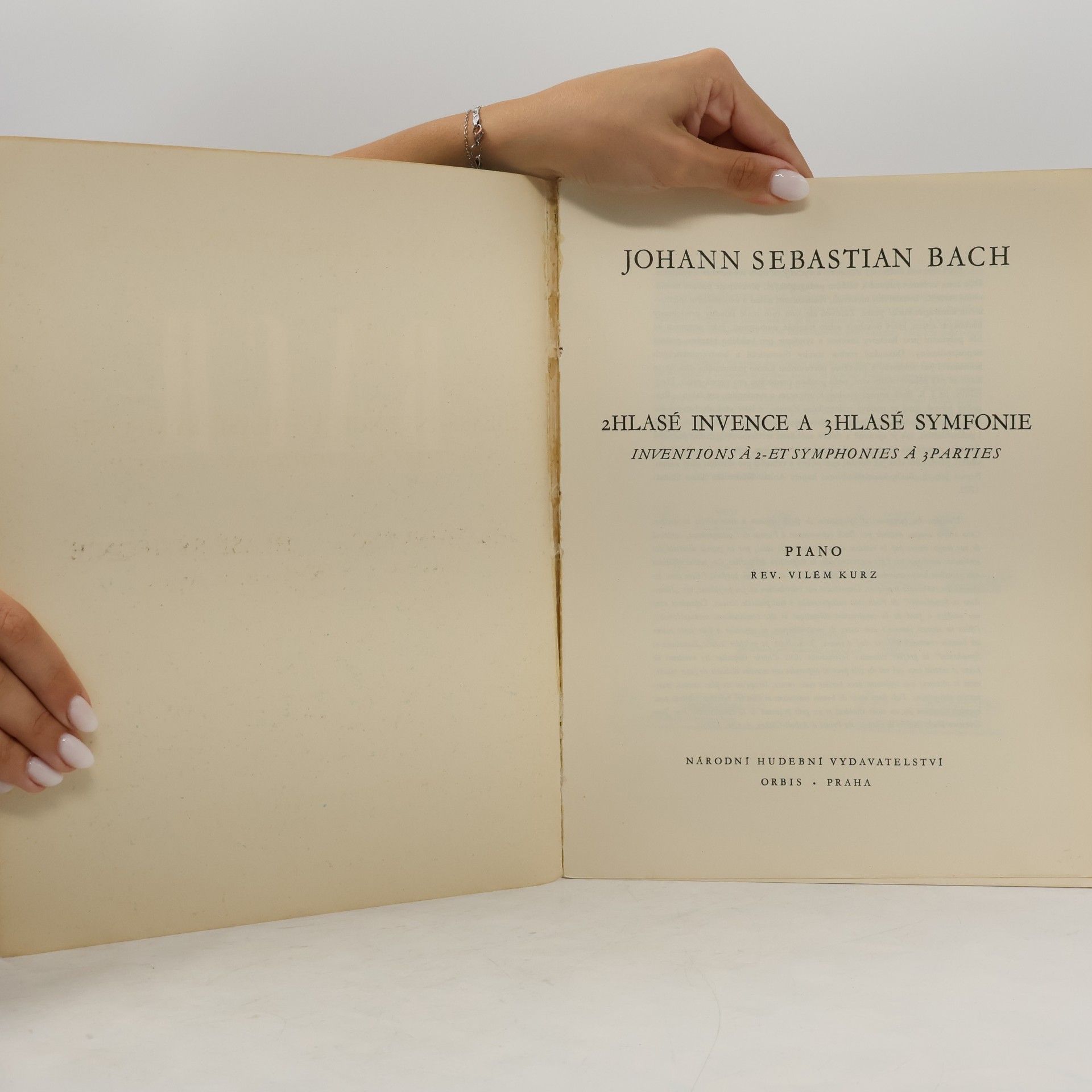 Johann Sebastian Bach 2HLASÉ INVENCE A 3HLASÉ SYMFONIE