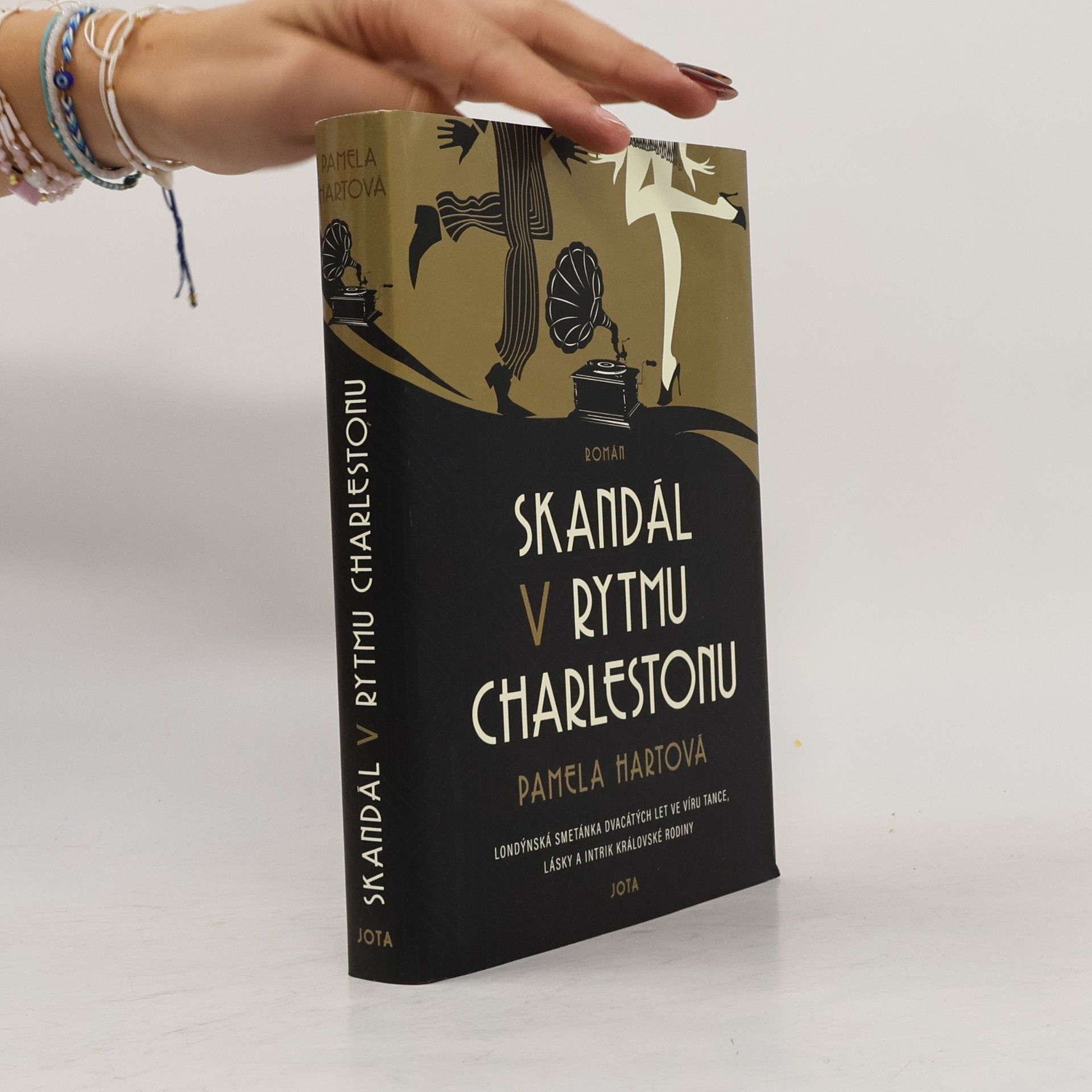 Pamela Hart Skandál v rytmu charlestonu